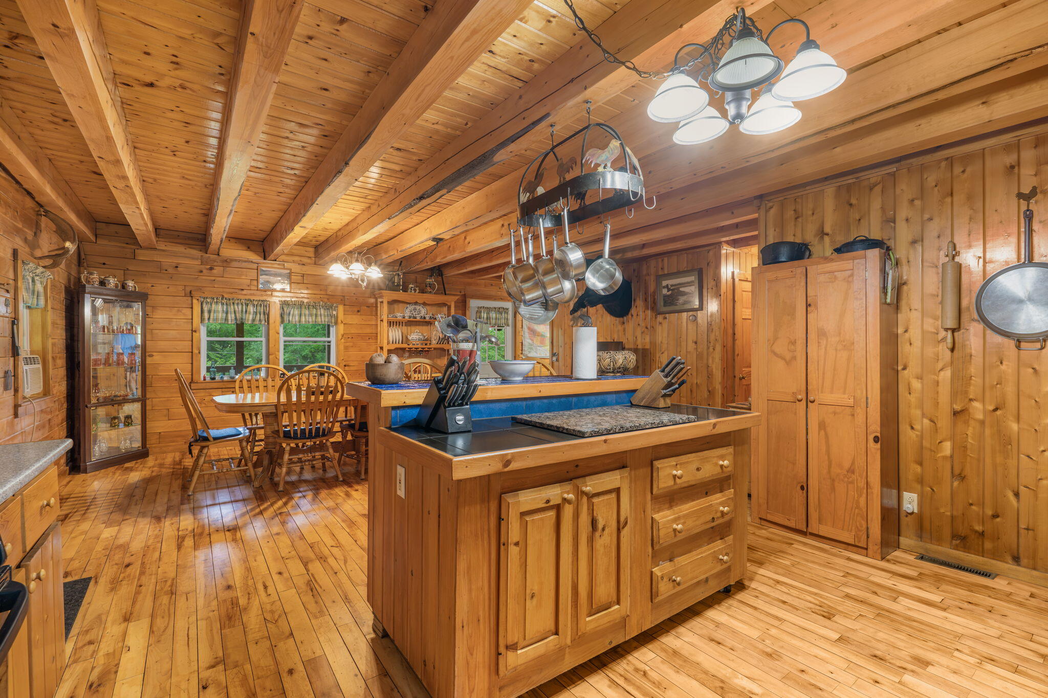 main property photo 6