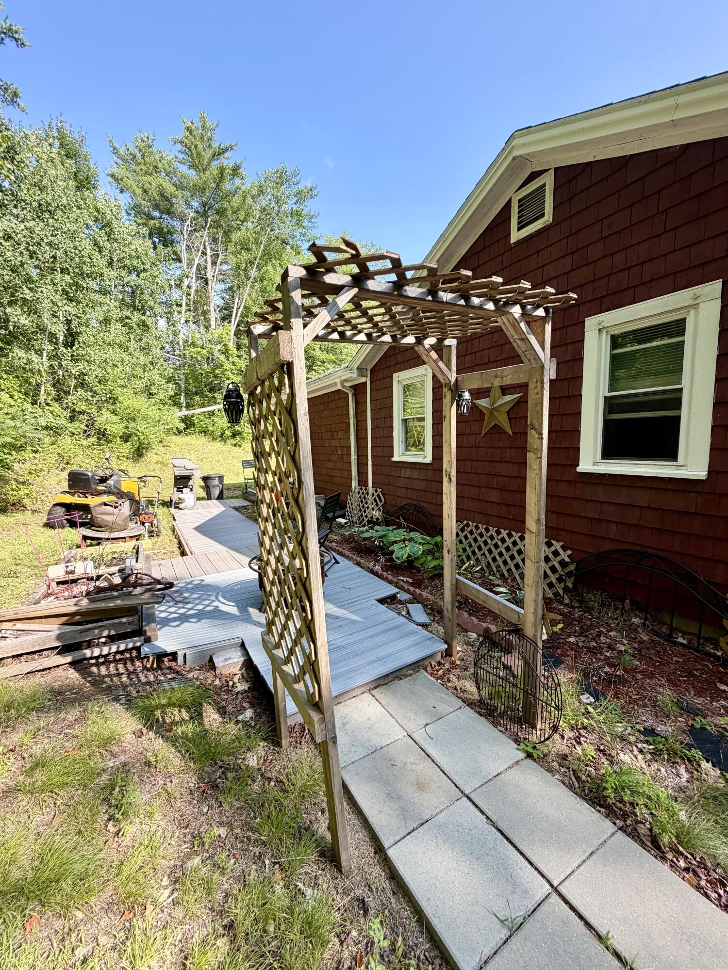 main property photo 11