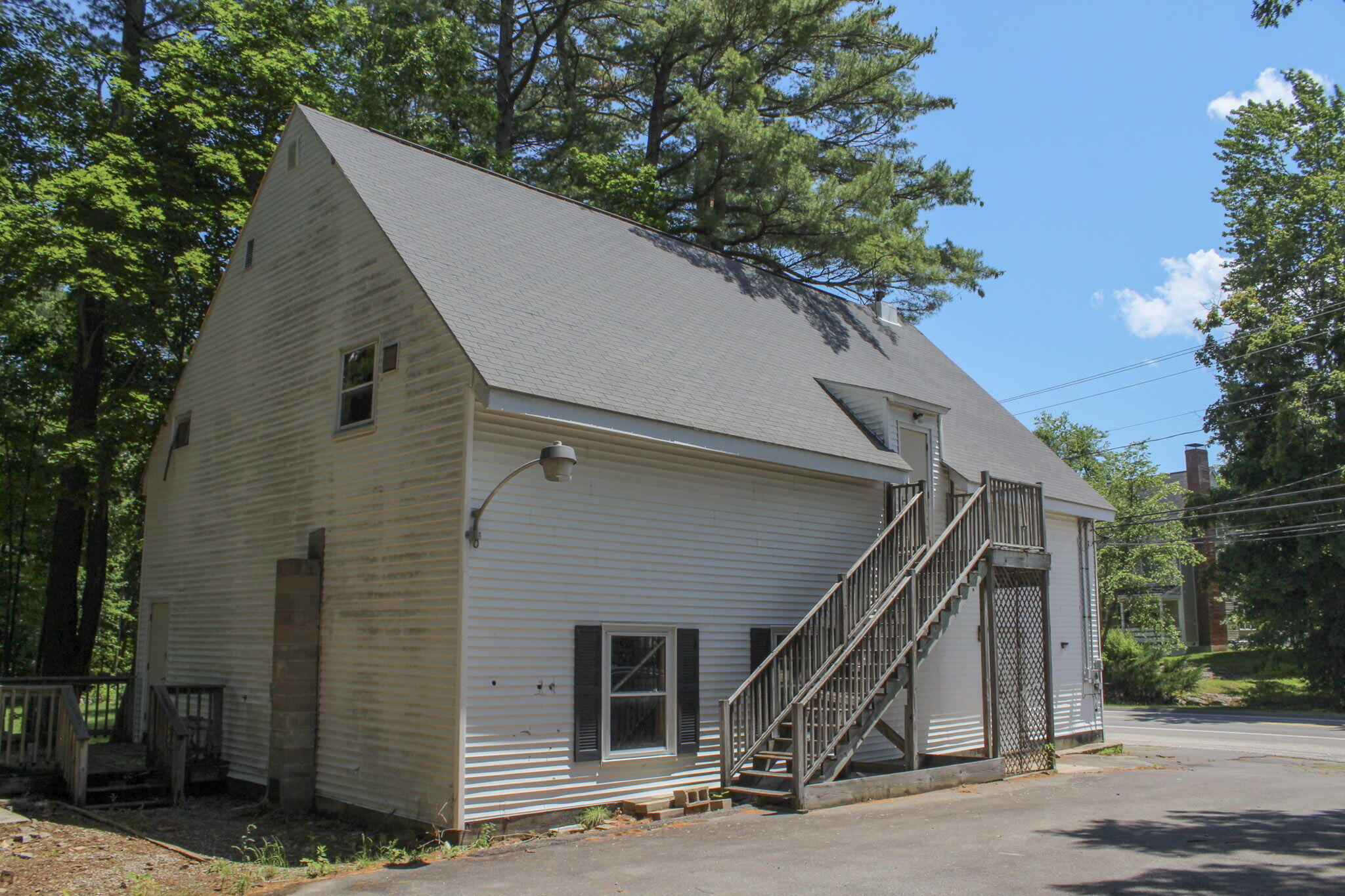 main property photo 20