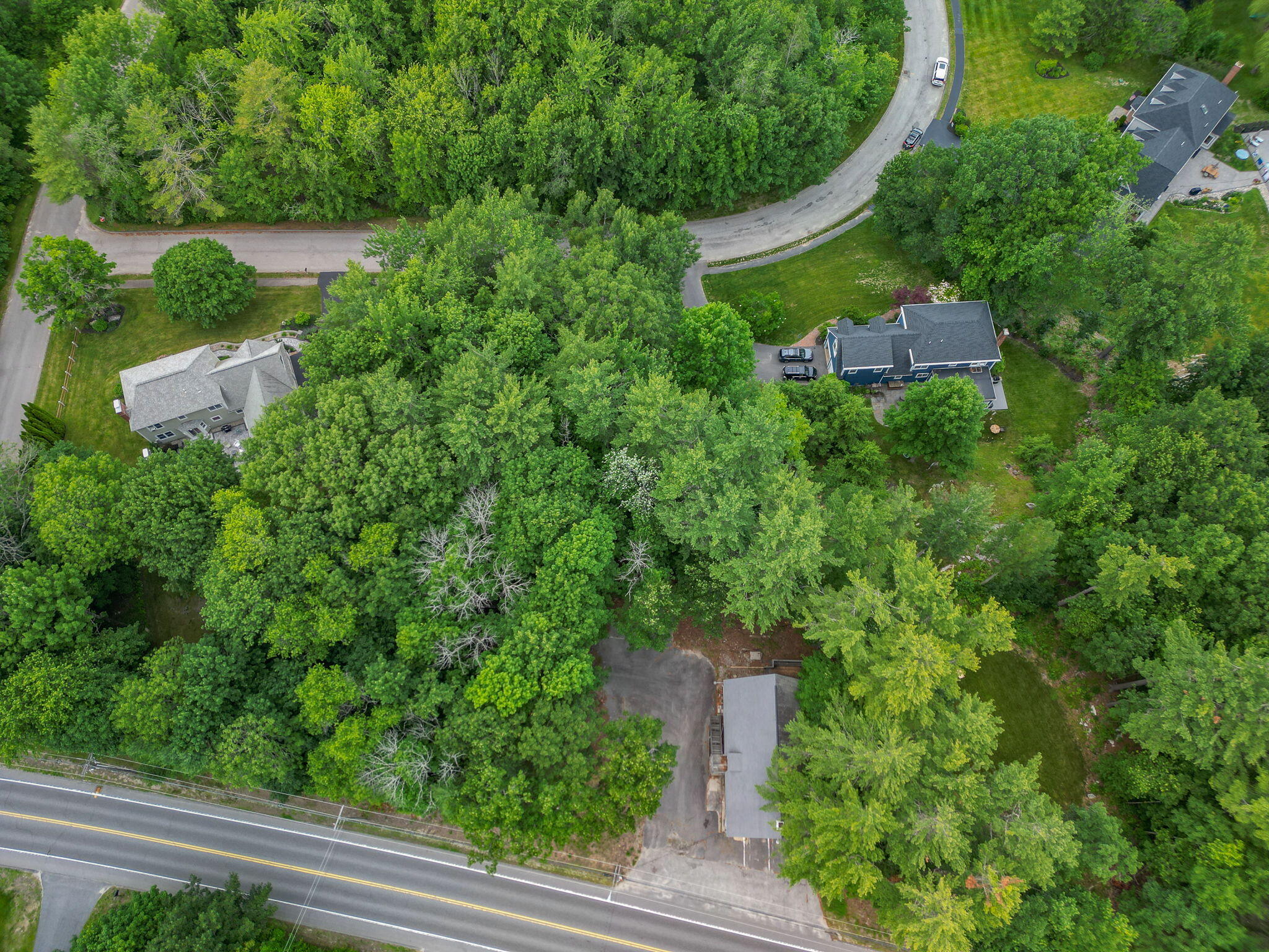 main property photo 90