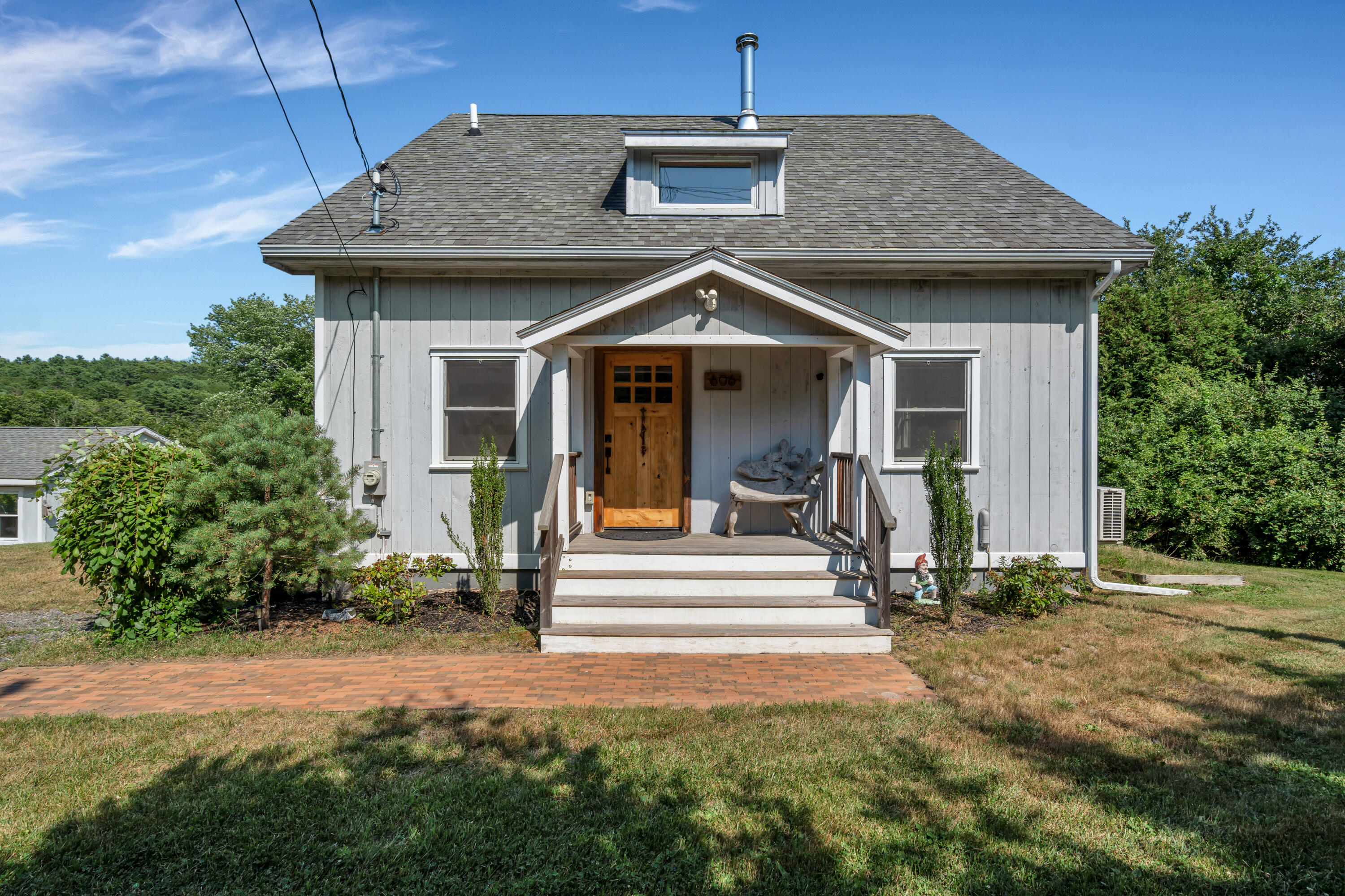 main property photo 16