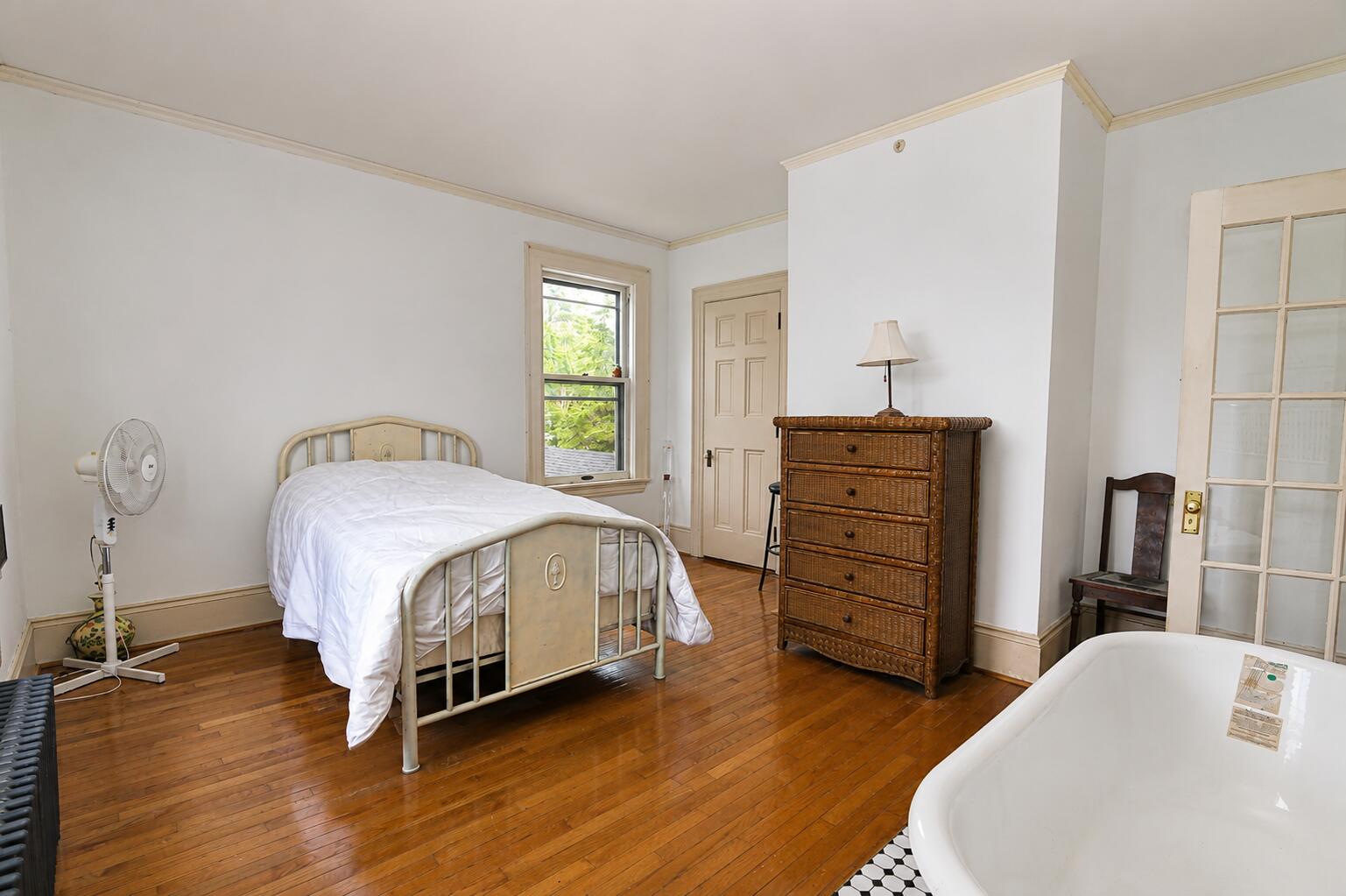 main property photo 56