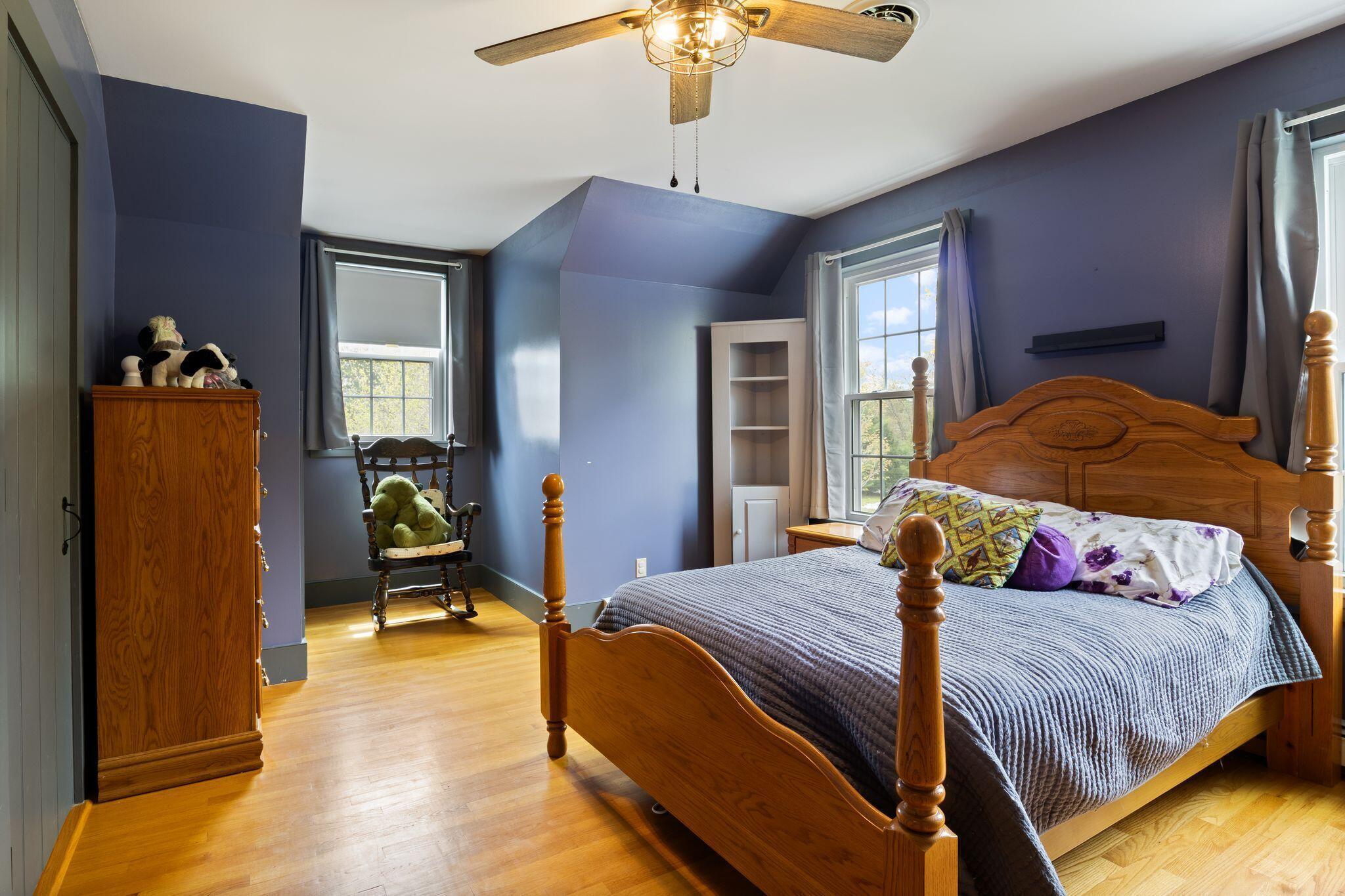 main property photo 34