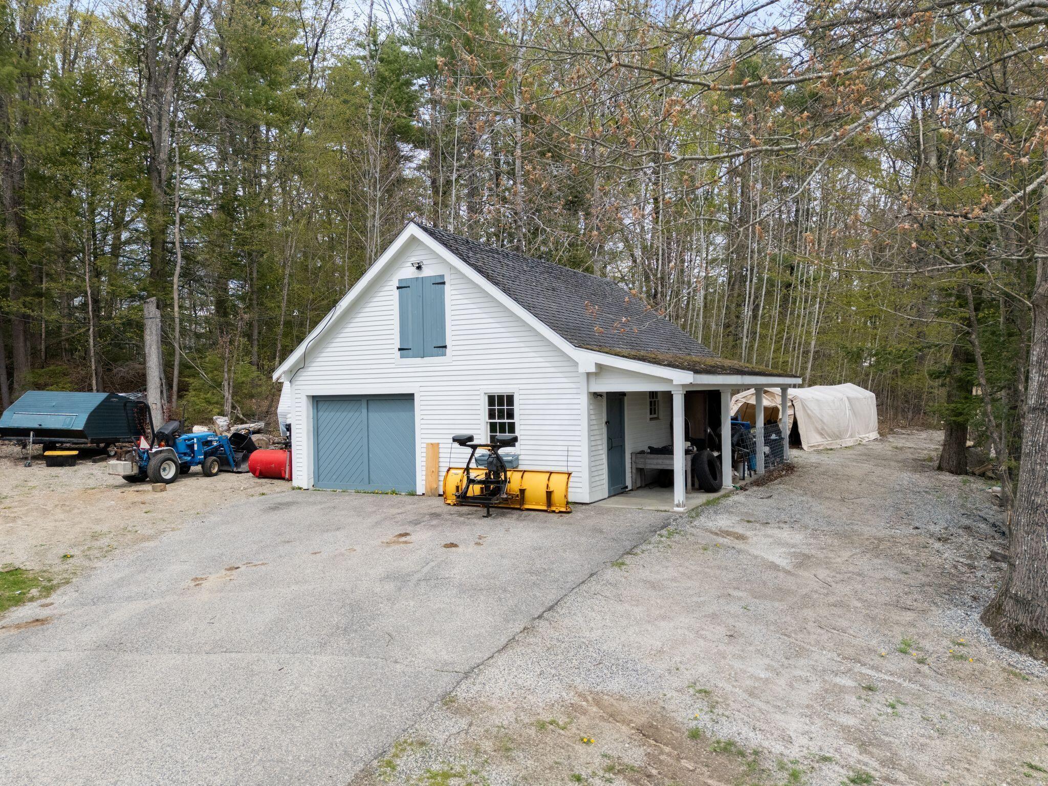 main property photo 46