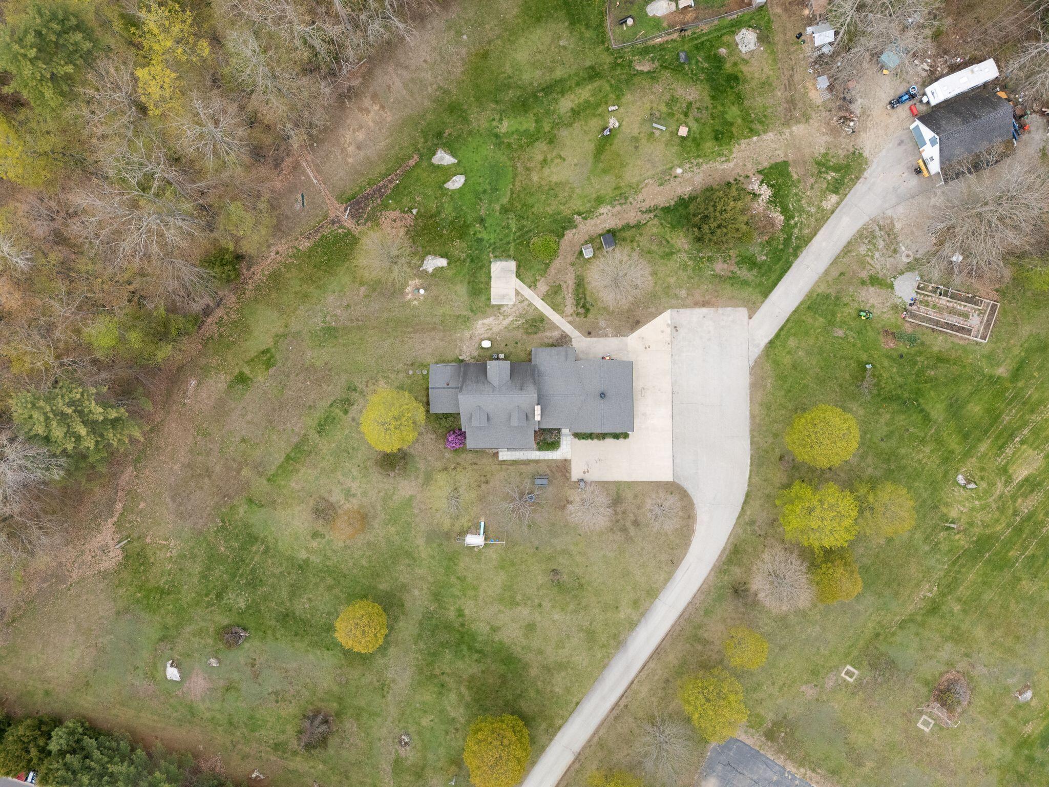 main property photo 49