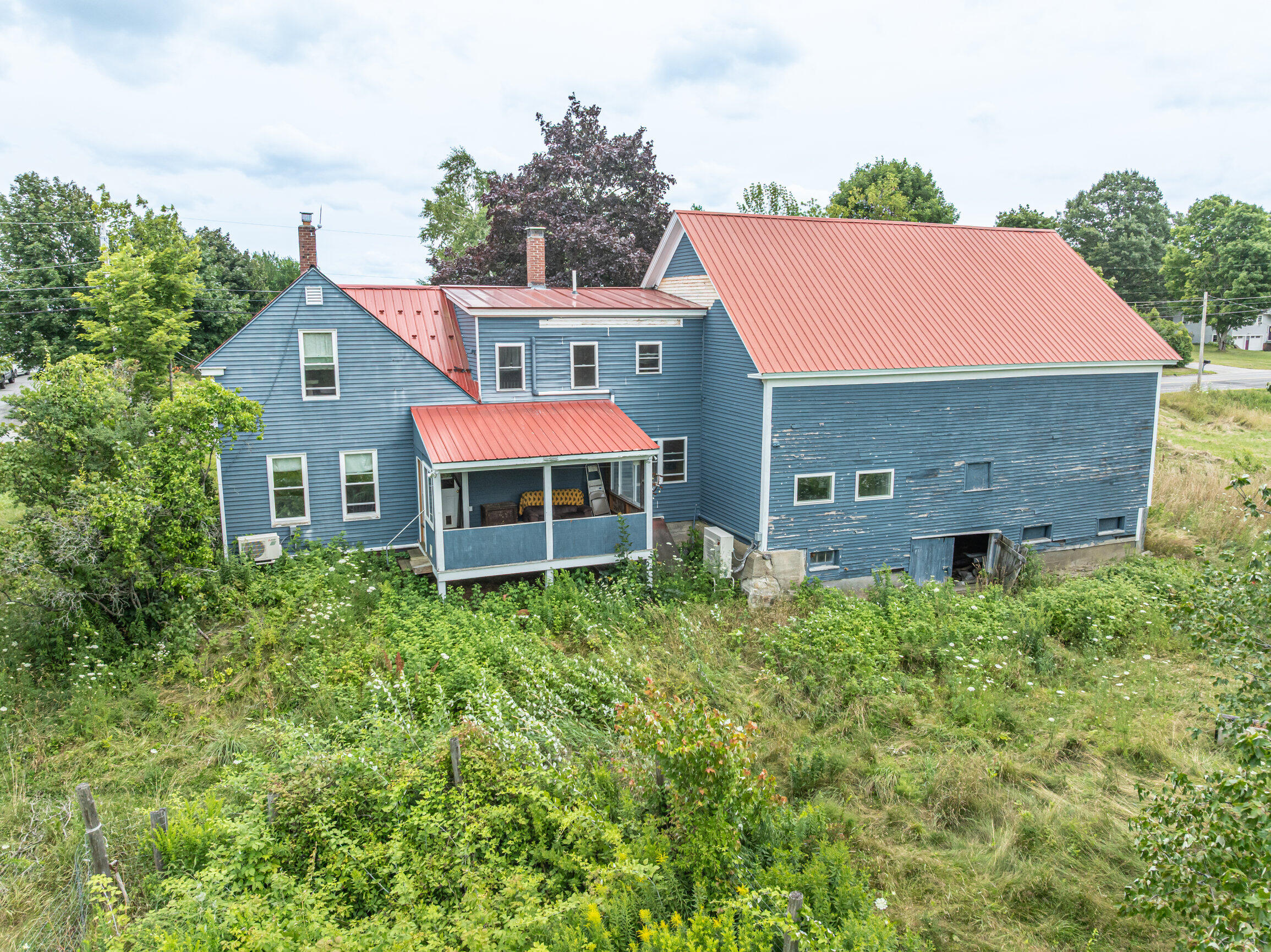 main property photo 3