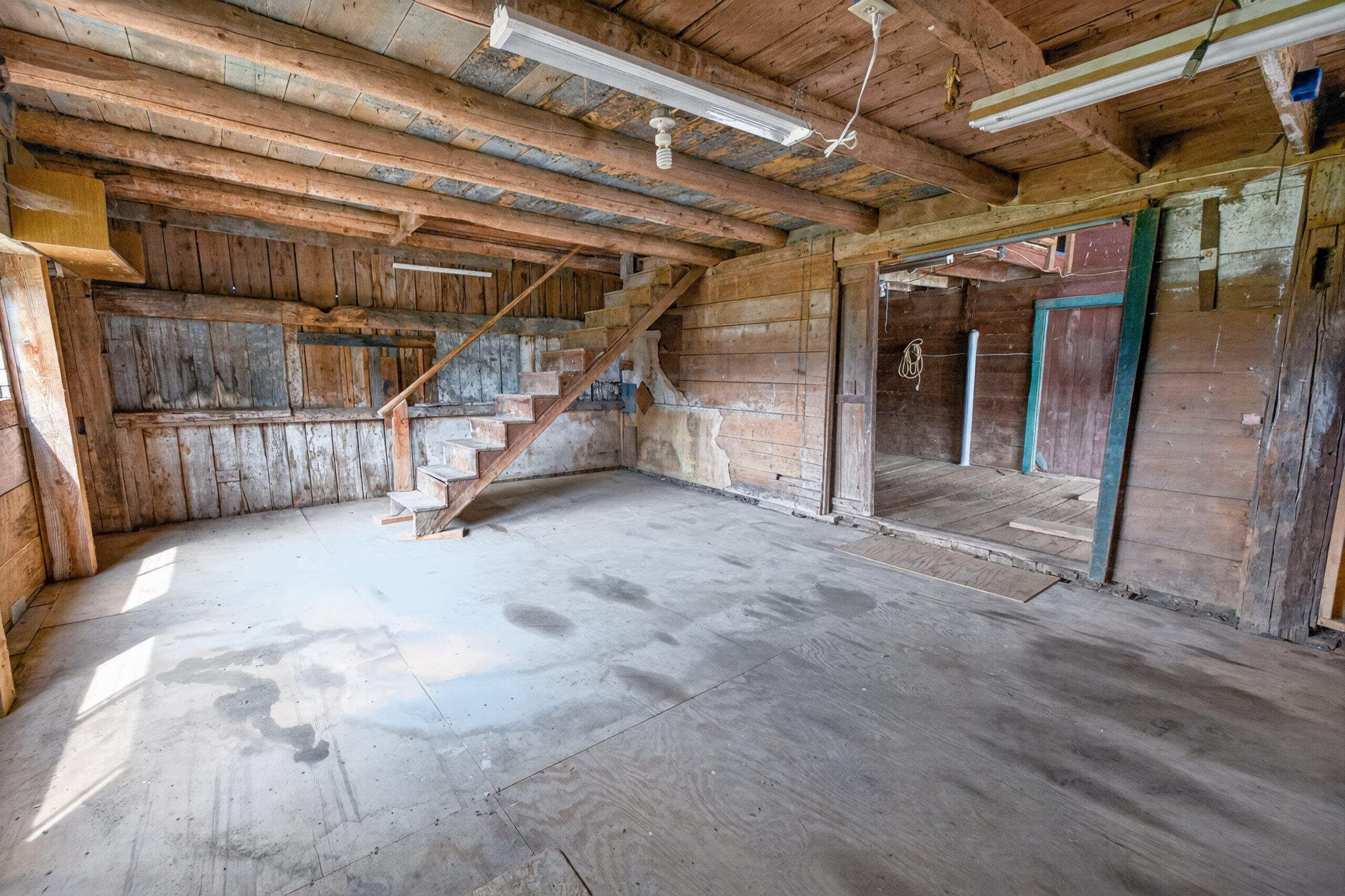 main property photo 68