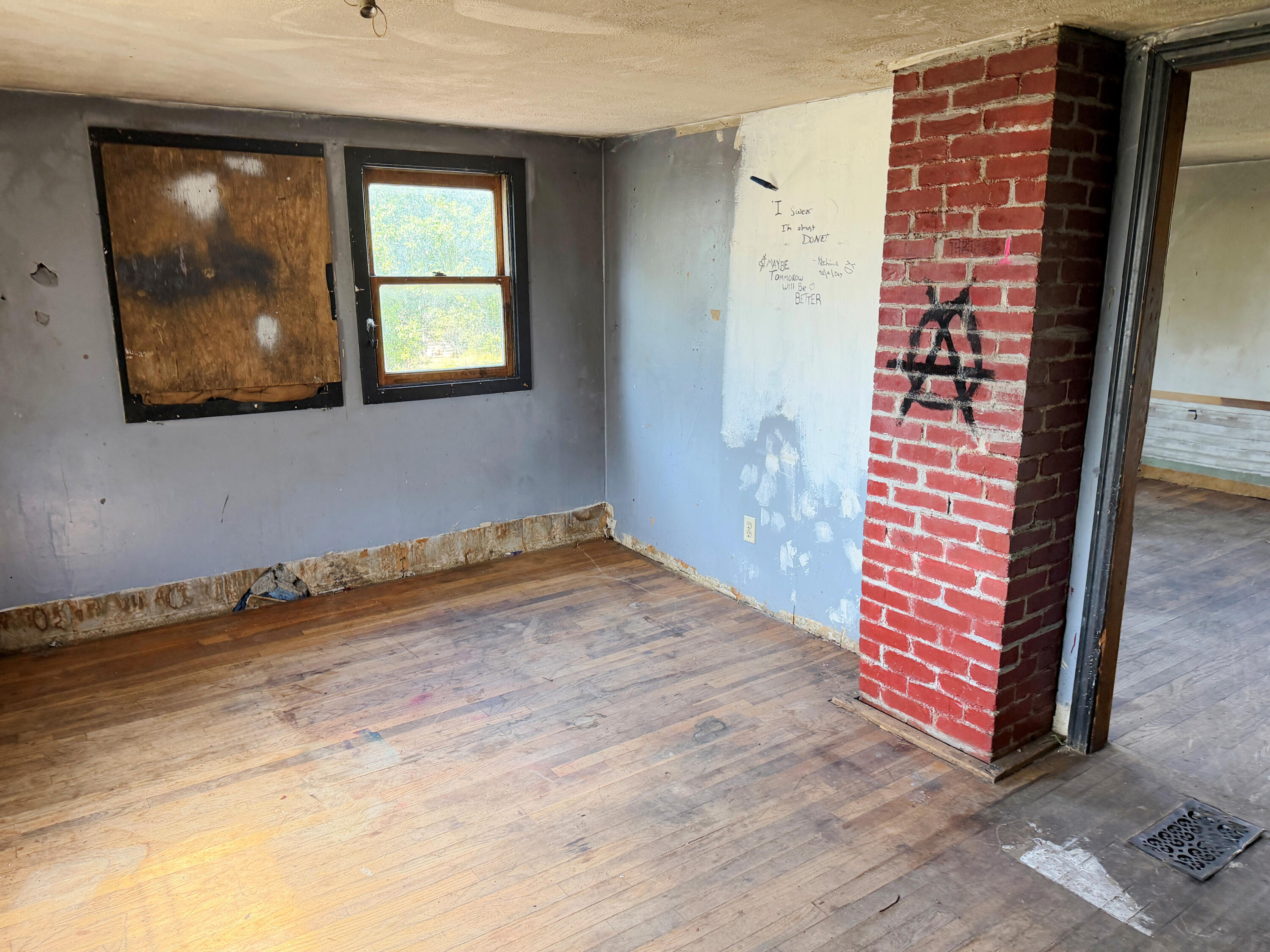 main property photo 20