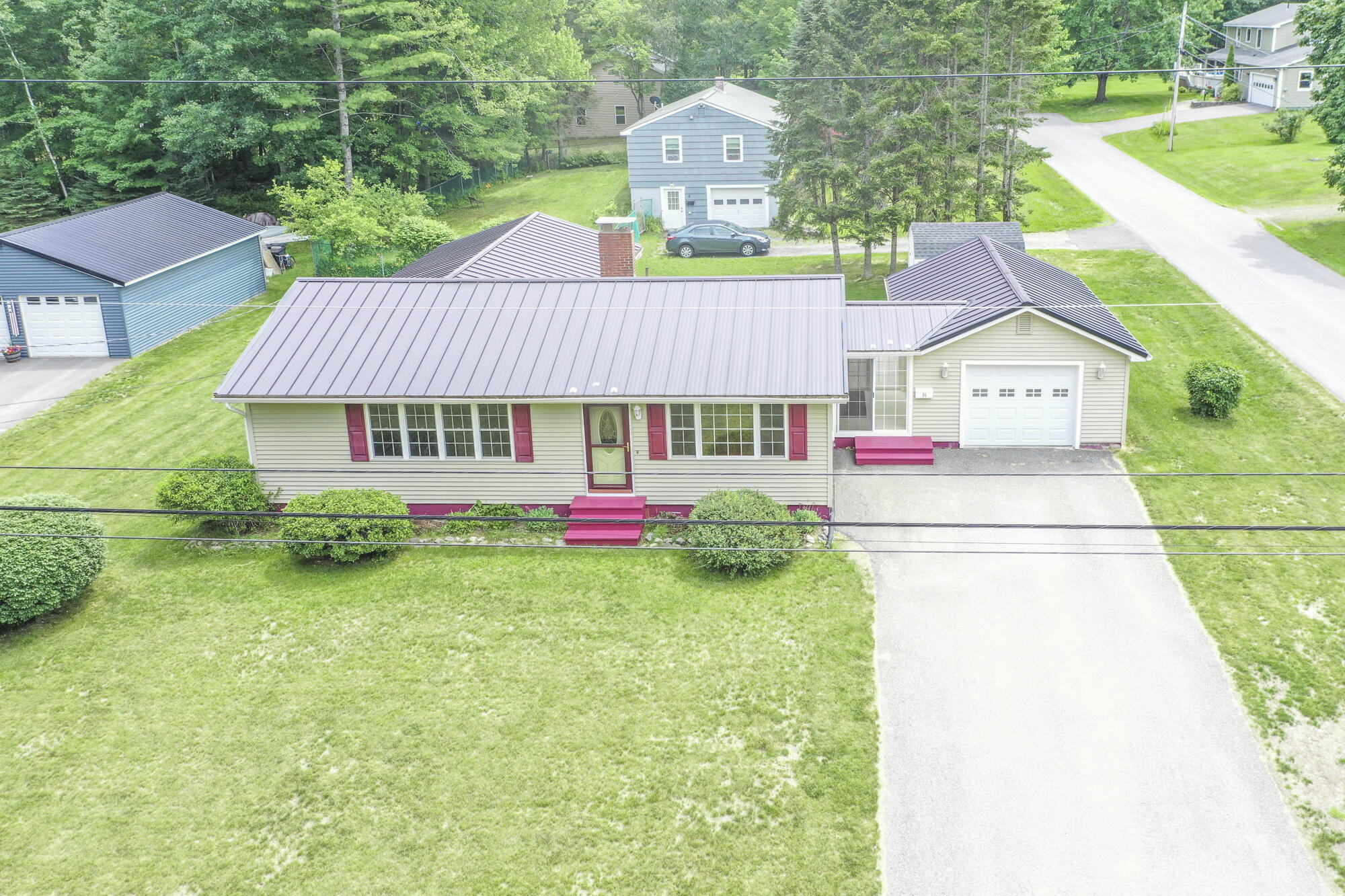 main property photo 45