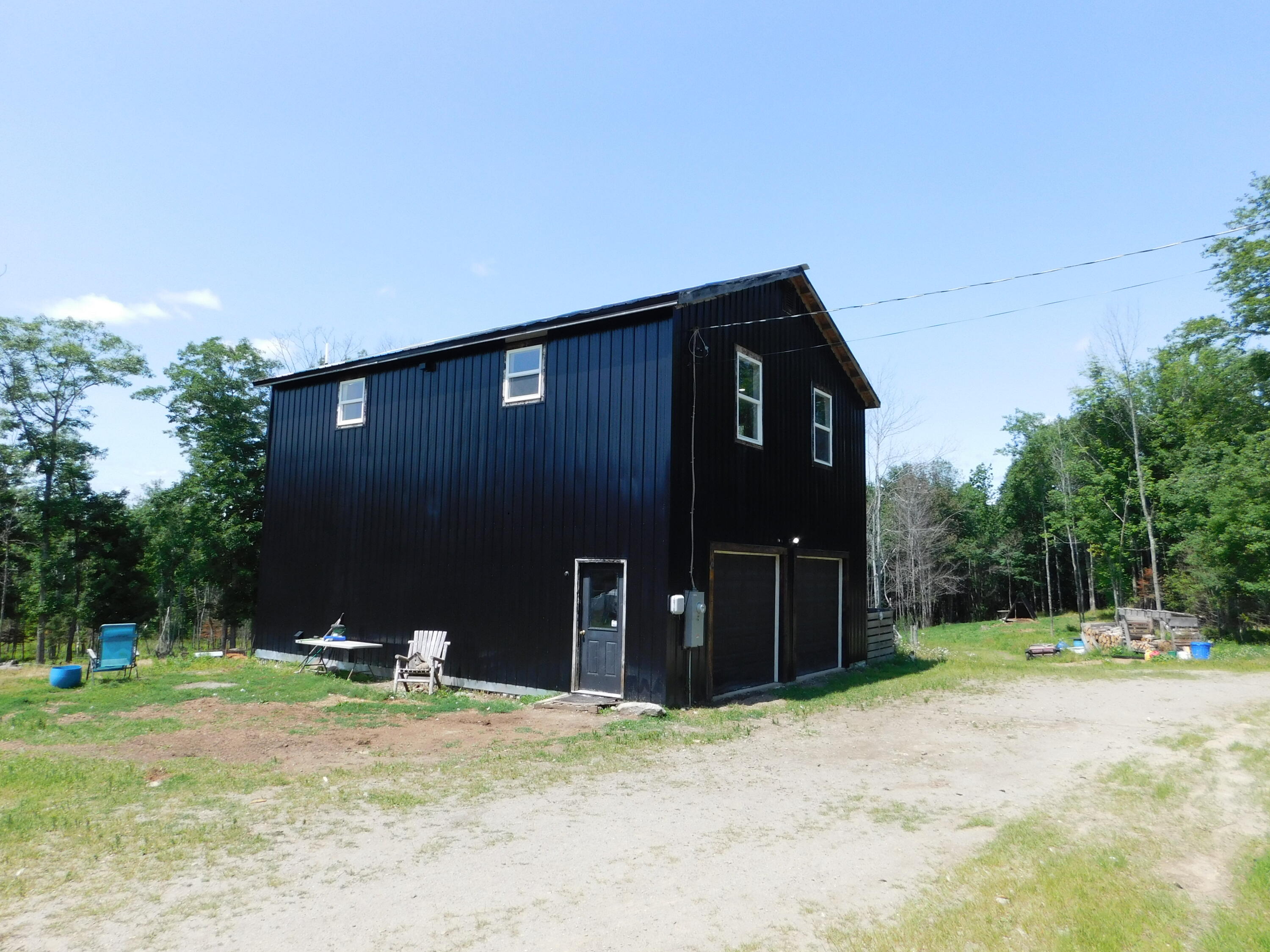 main property photo 13