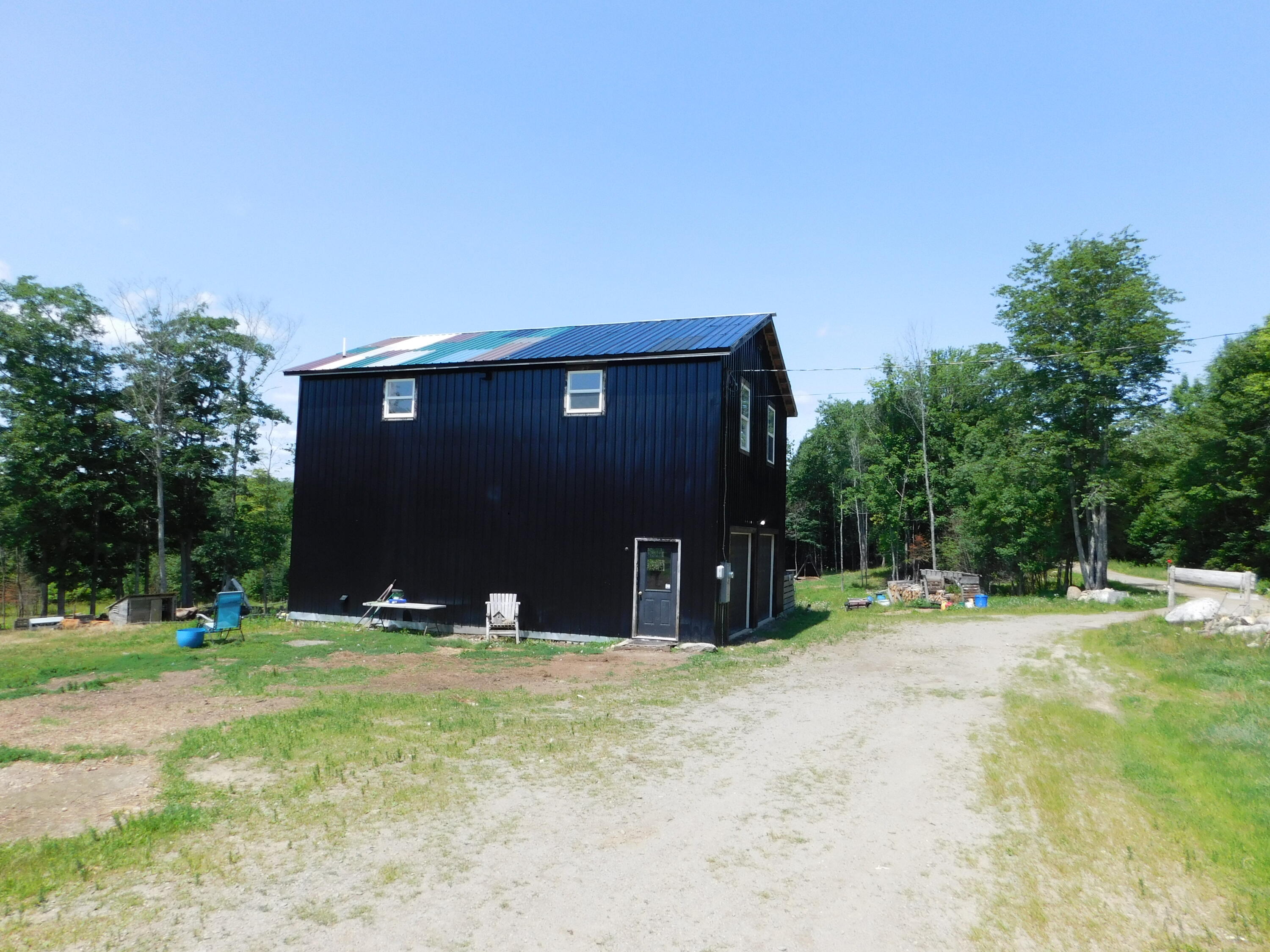 main property photo 15