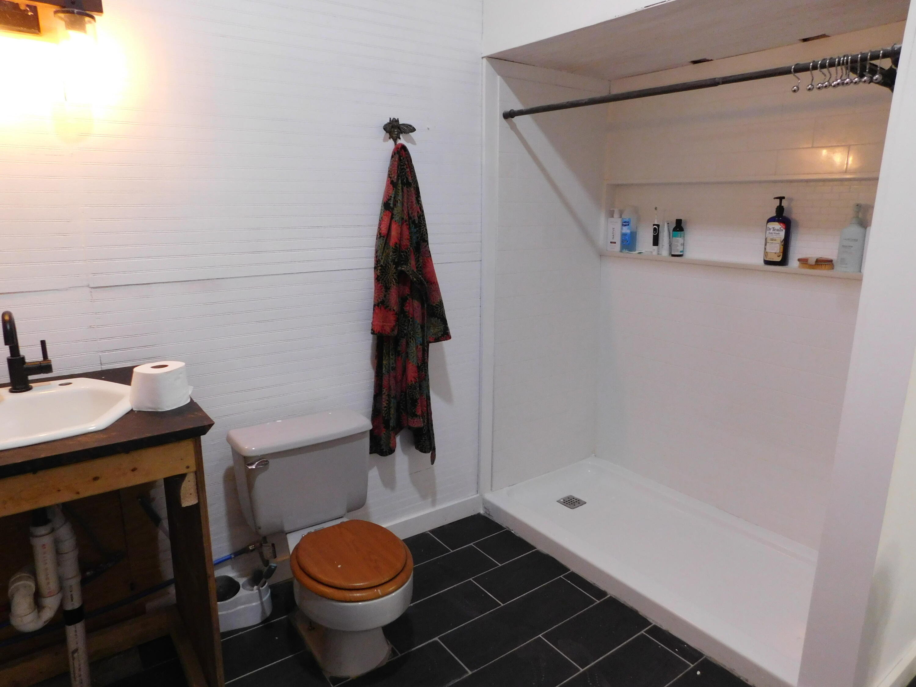 main property photo 44