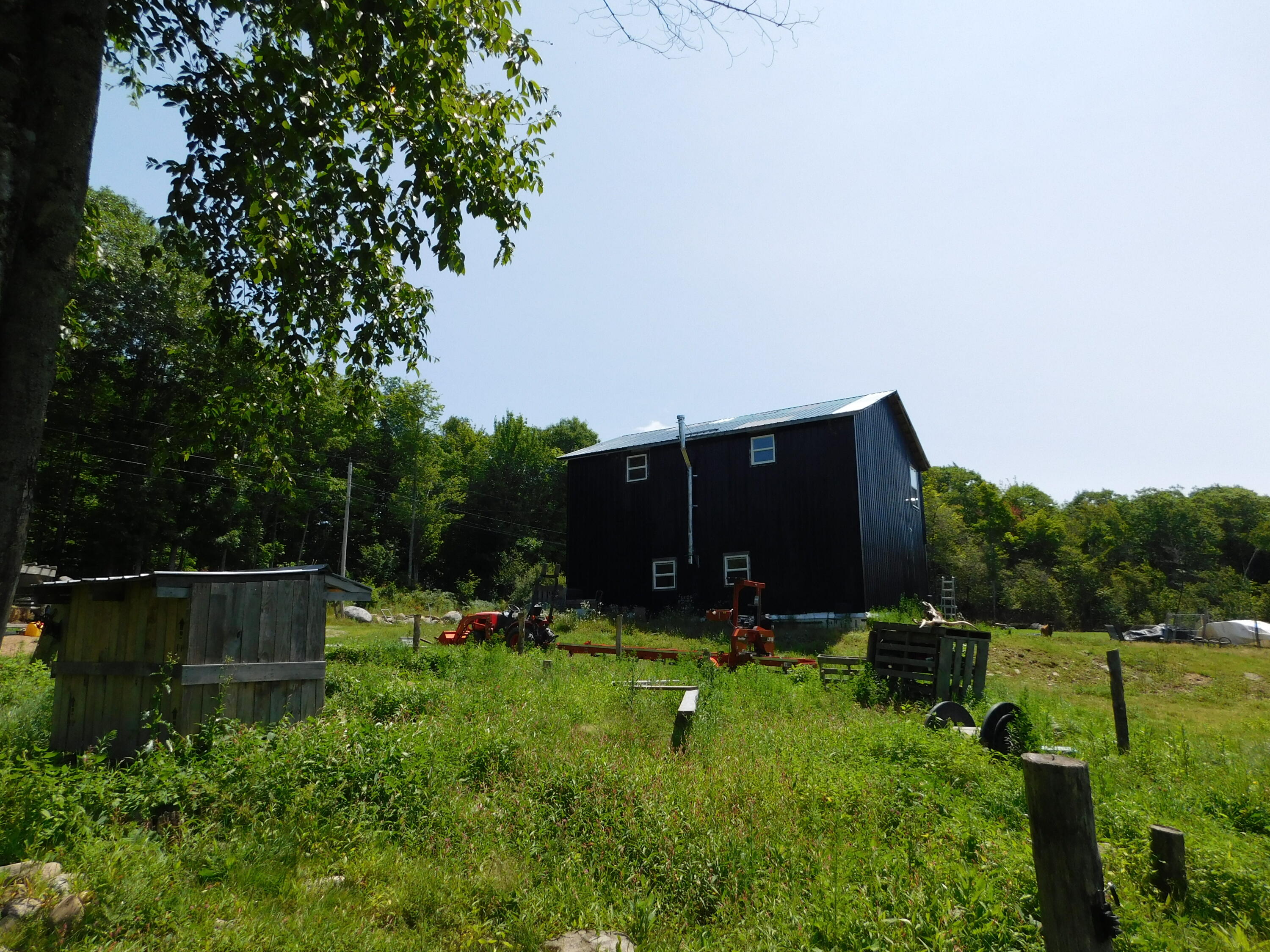 main property photo 67