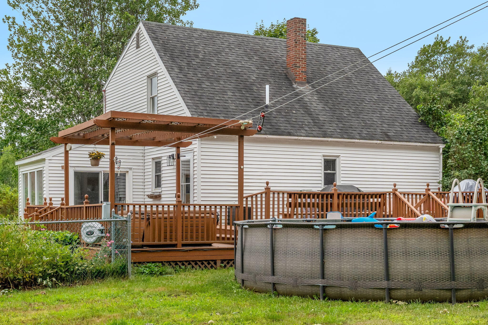 main property photo 34