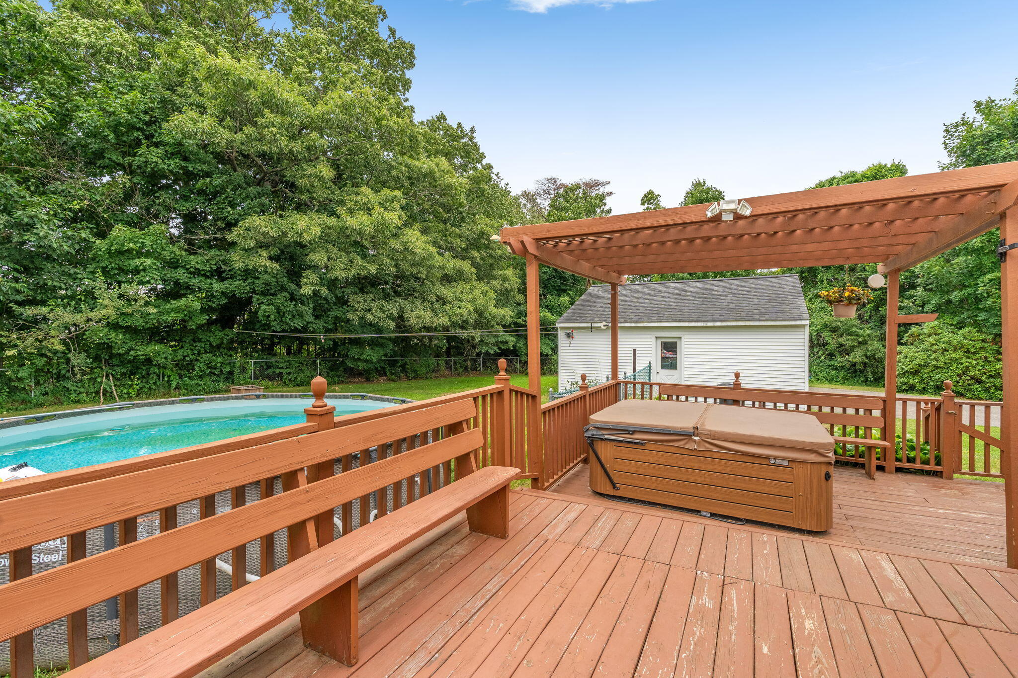 main property photo 35