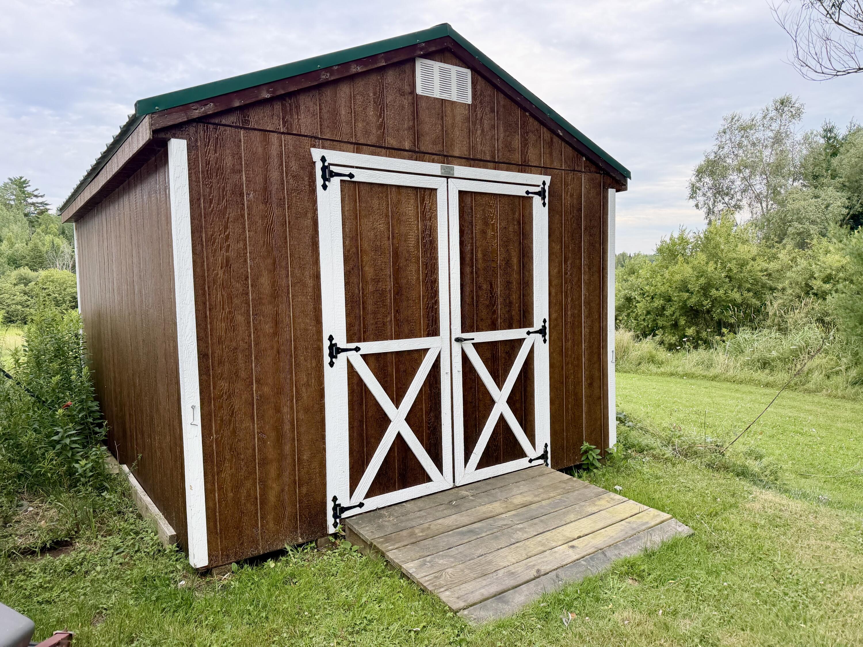 main property photo 14
