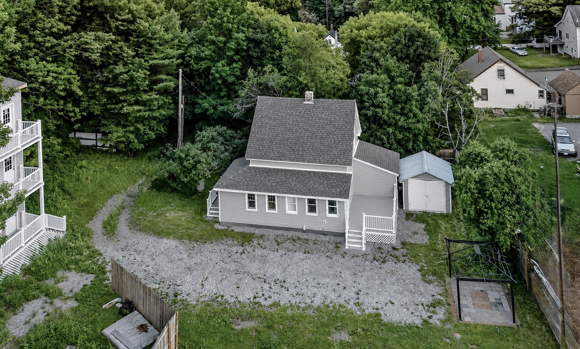 main property photo 33