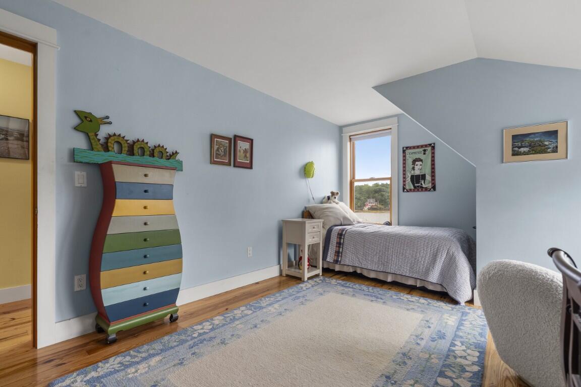 main property photo 43