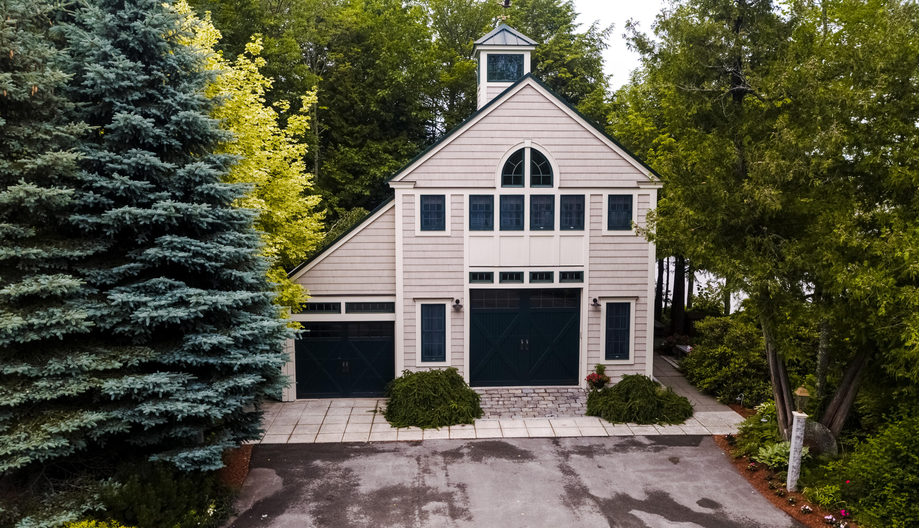 main property photo 14