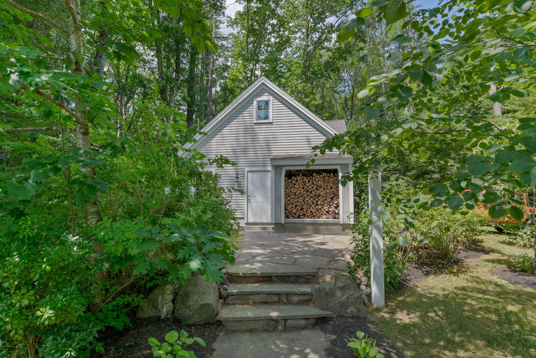 main property photo 65