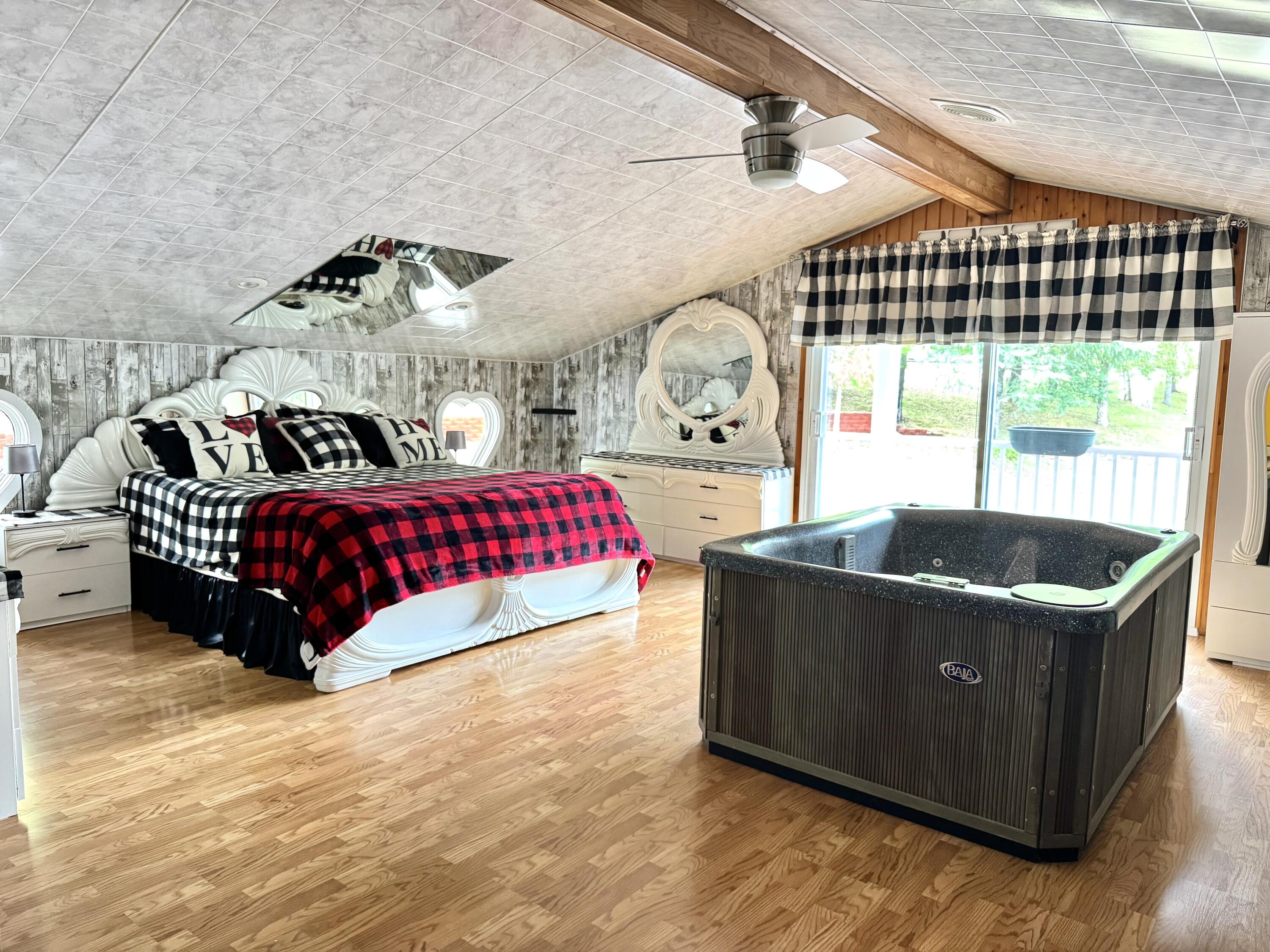 main property photo 50
