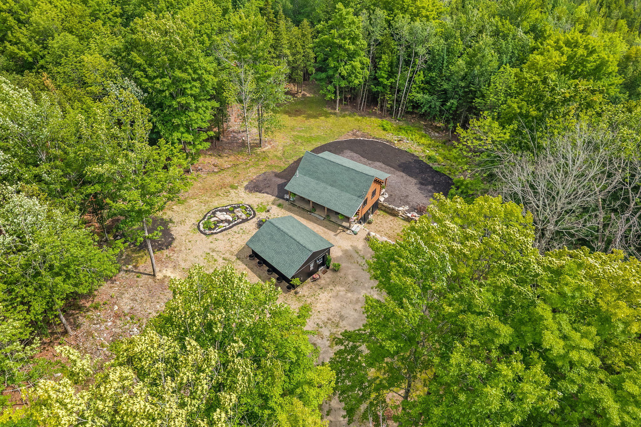 main property photo 41