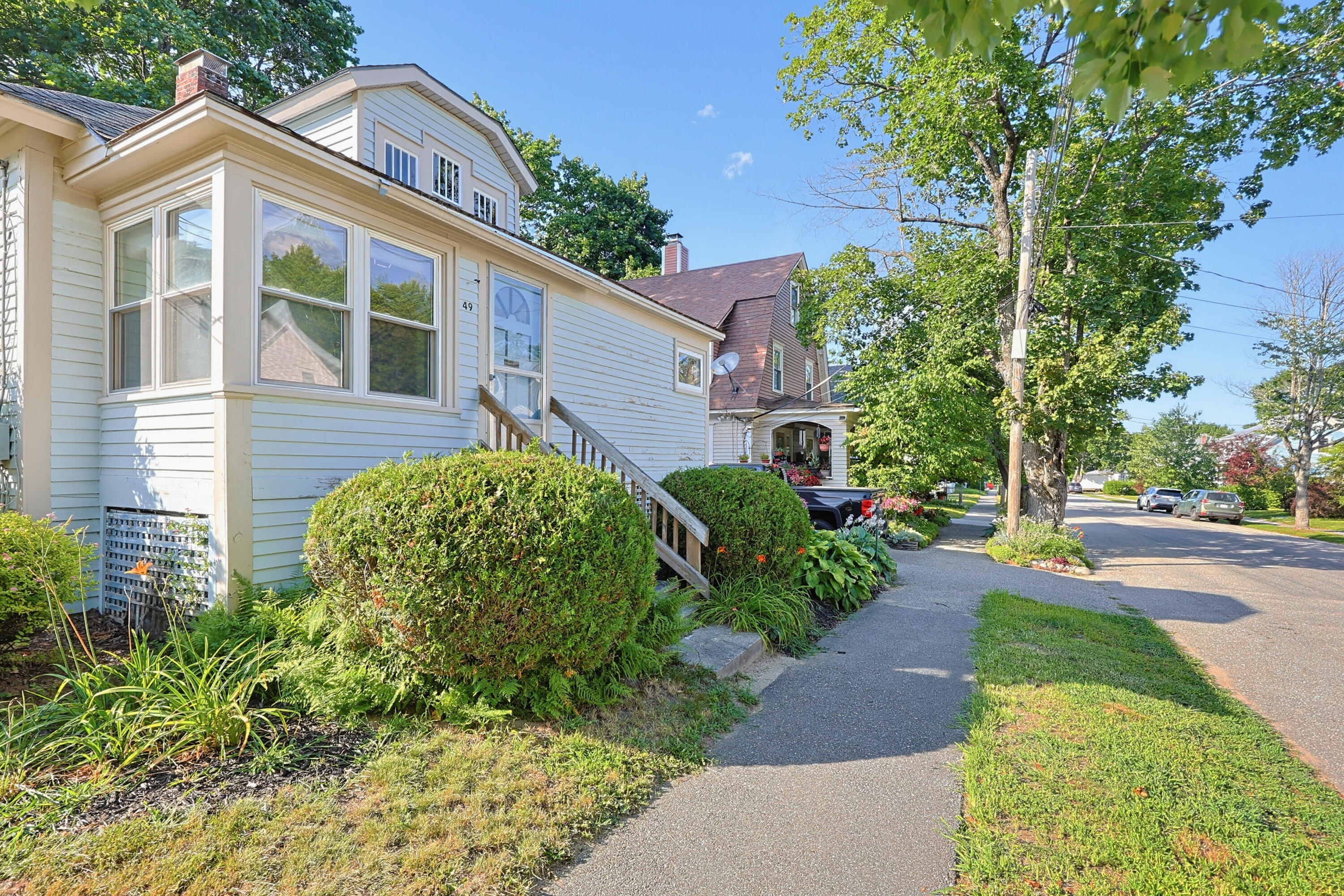 main property photo 3