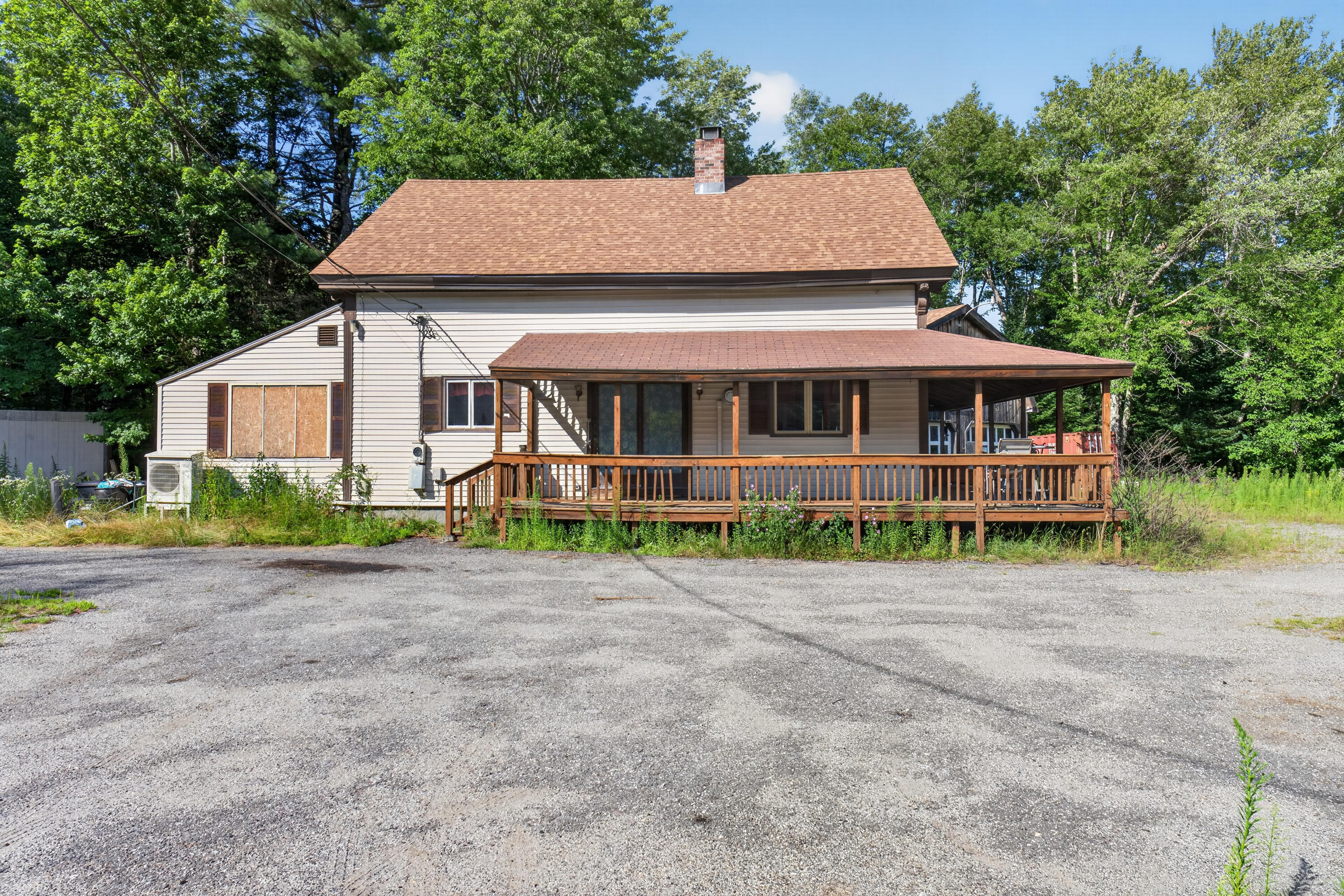 main property photo 33