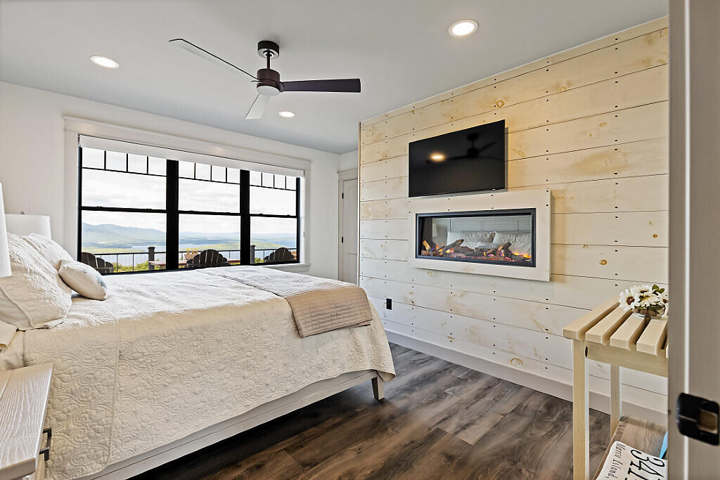 main property photo 67