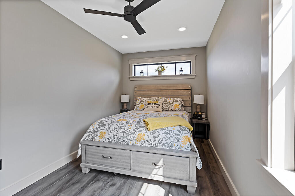 main property photo 75