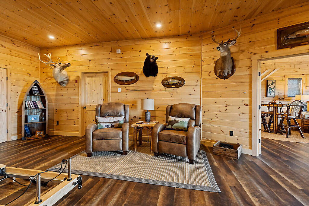 main property photo 79