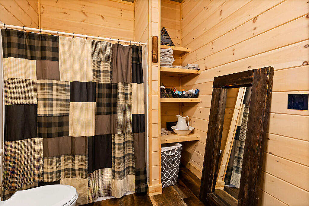 main property photo 88