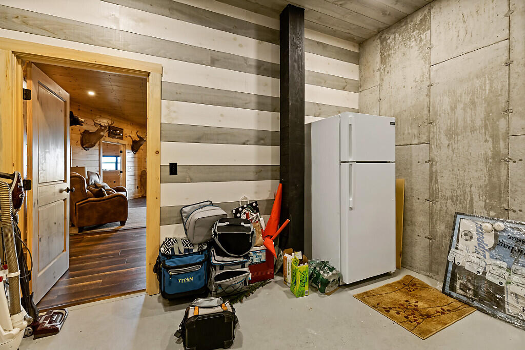 main property photo 91