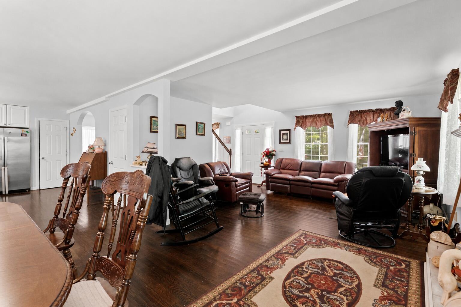 main property photo 15