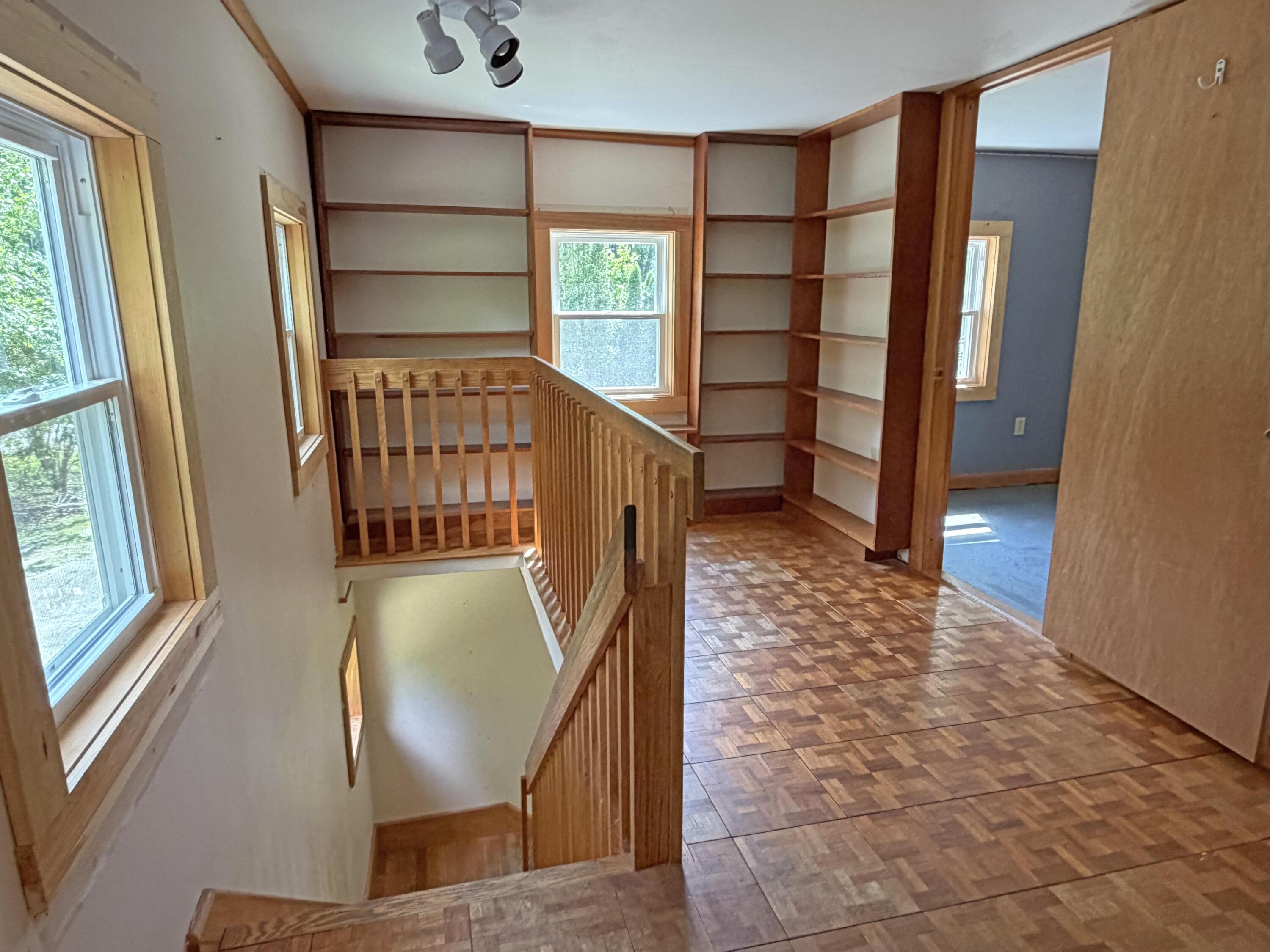main property photo 23