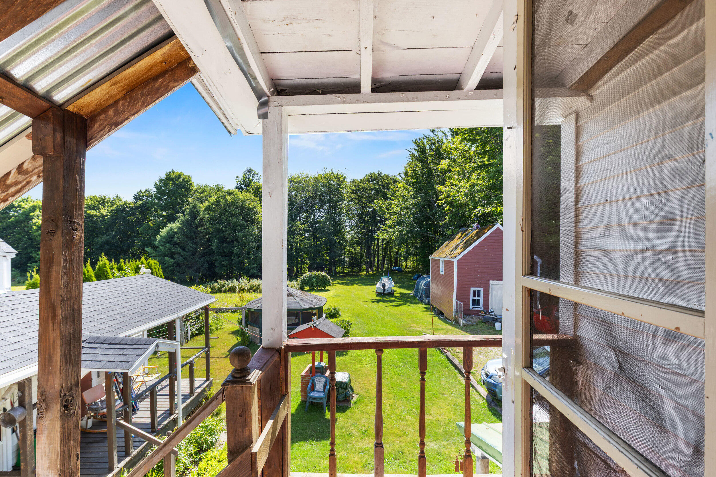 main property photo 23