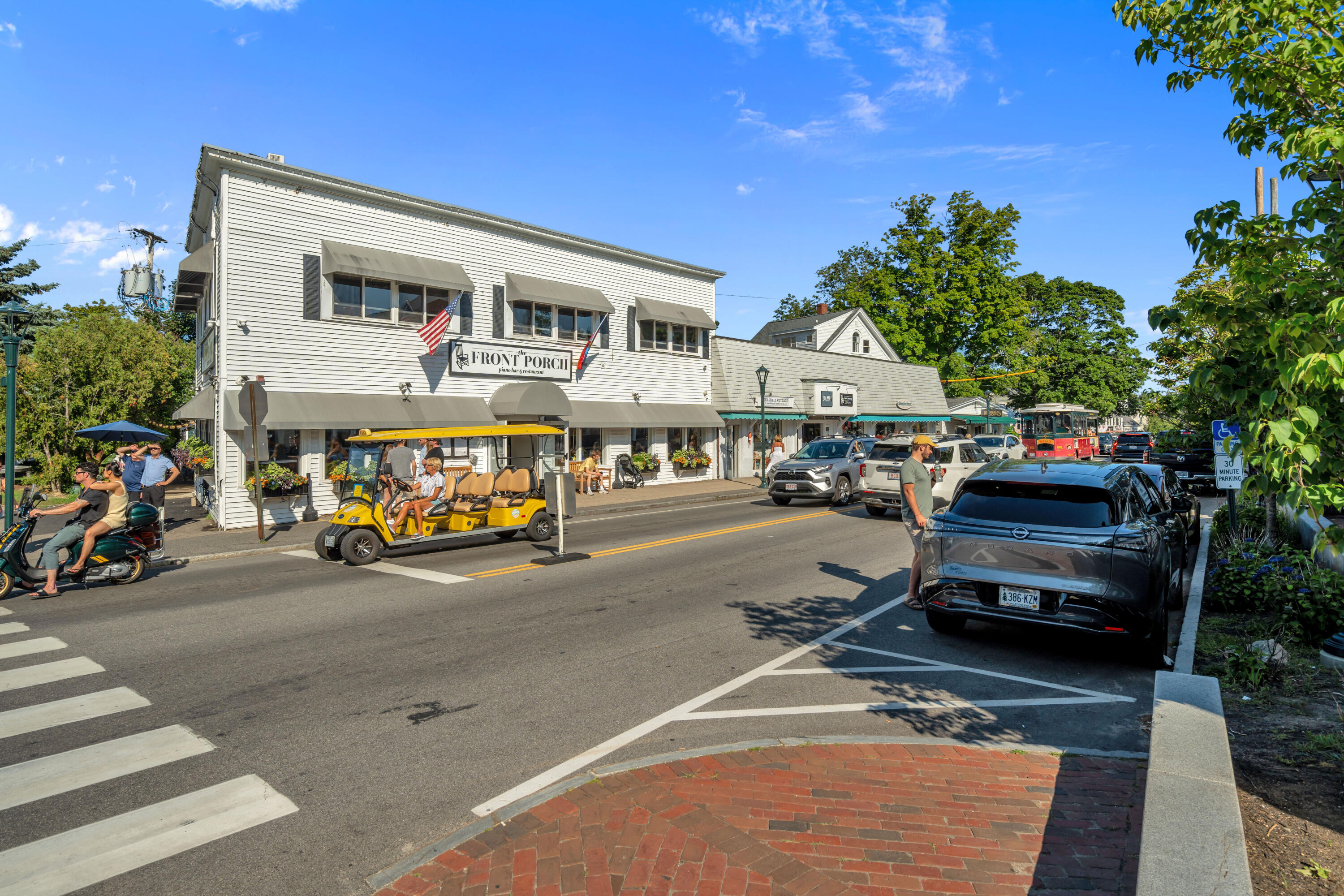 main property photo 28
