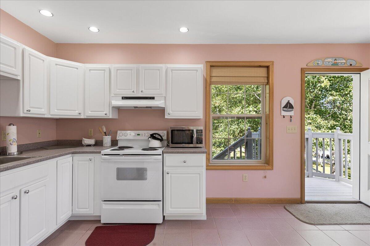 main property photo 73