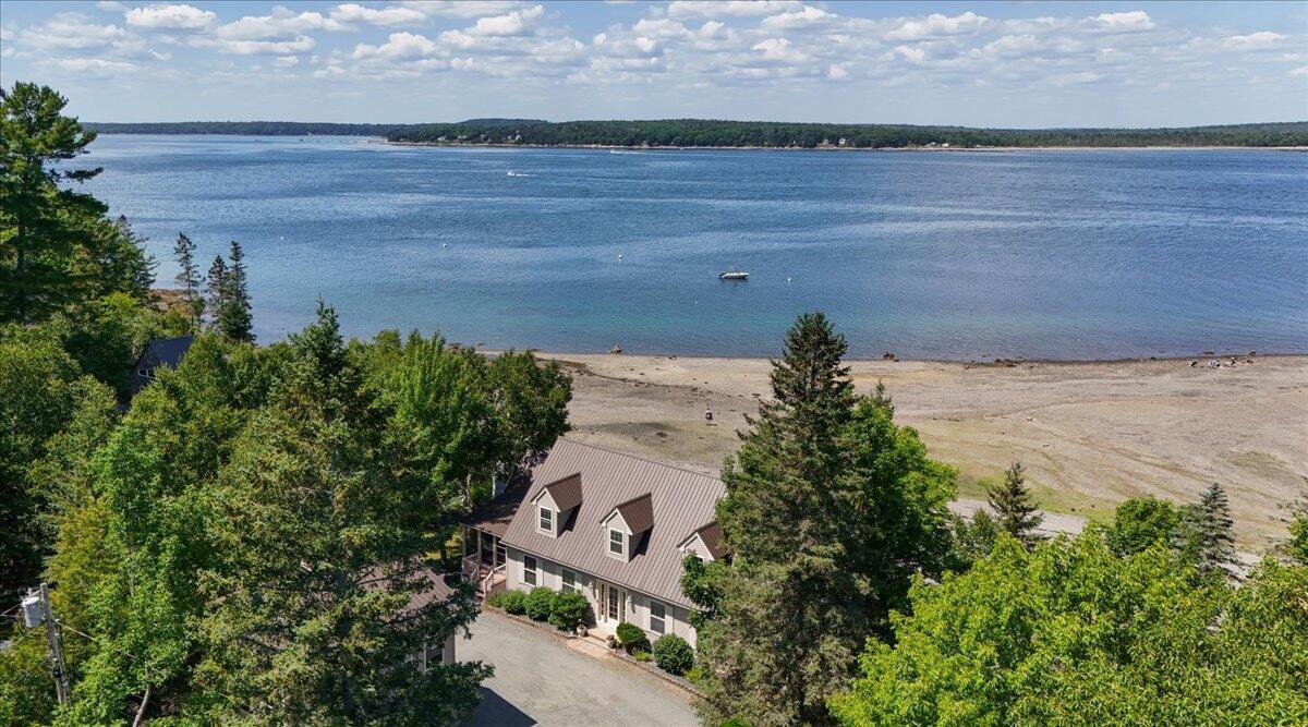 main property photo 74