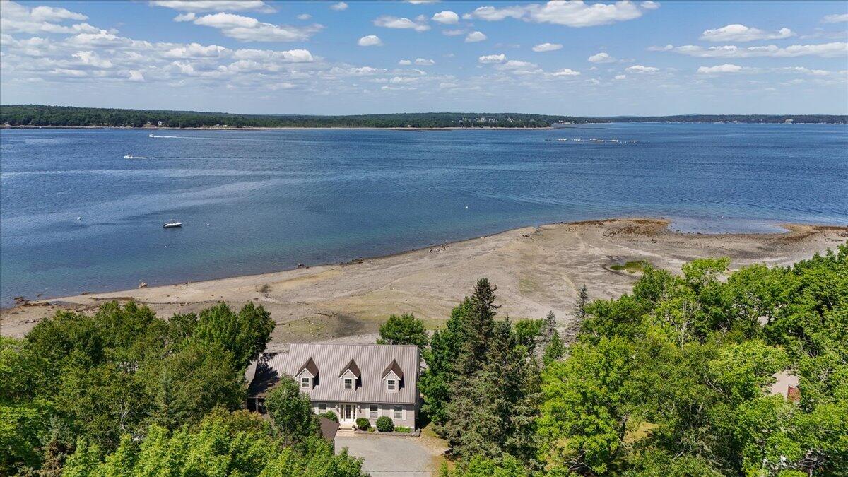 main property photo 75