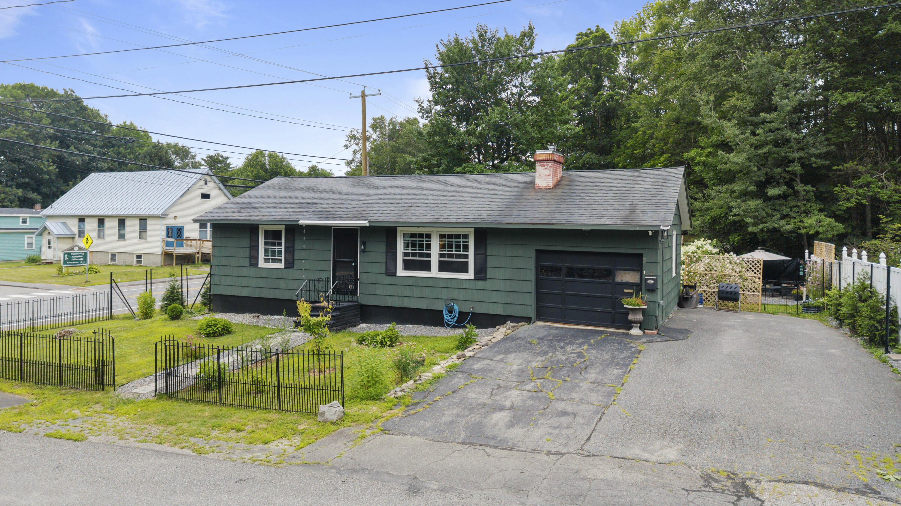 main property photo 27