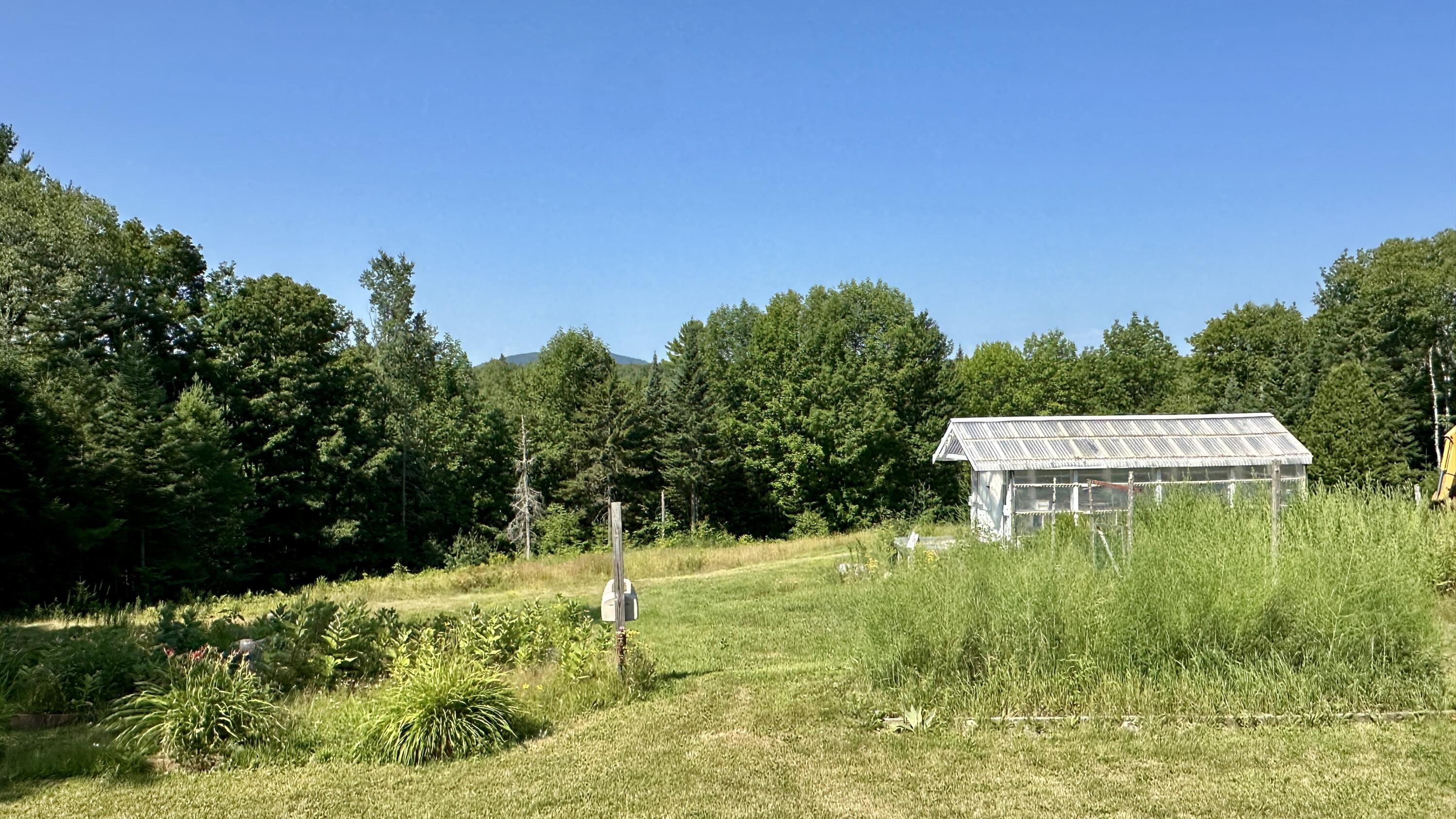 main property photo 28
