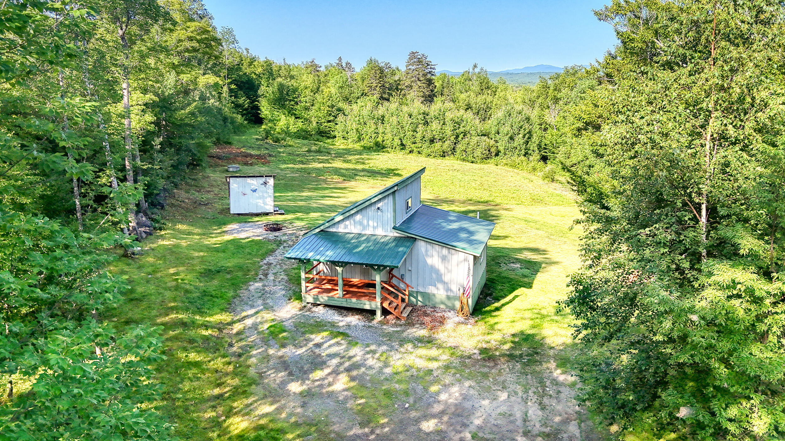main property photo 17