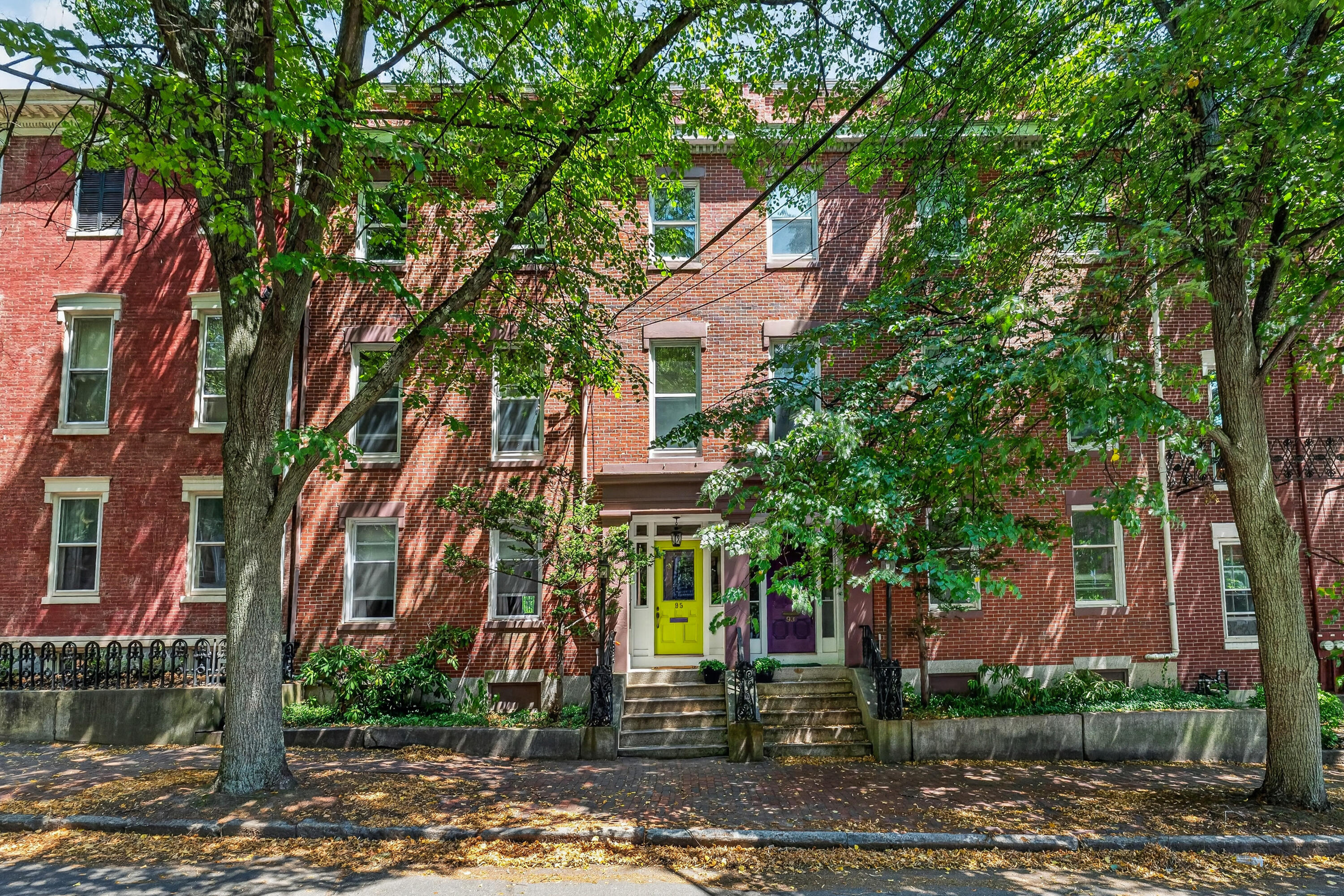 main property photo 0