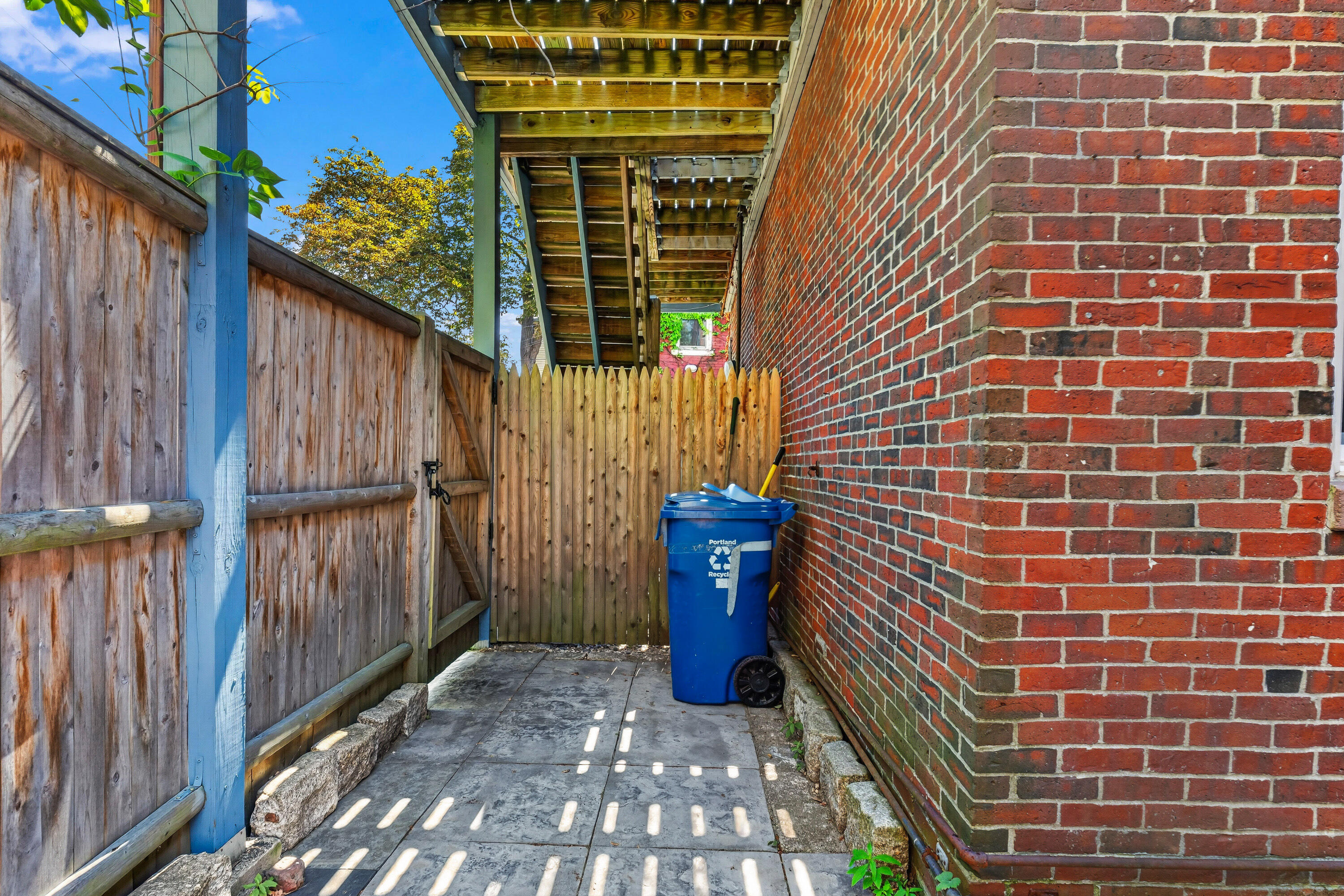 main property photo 46