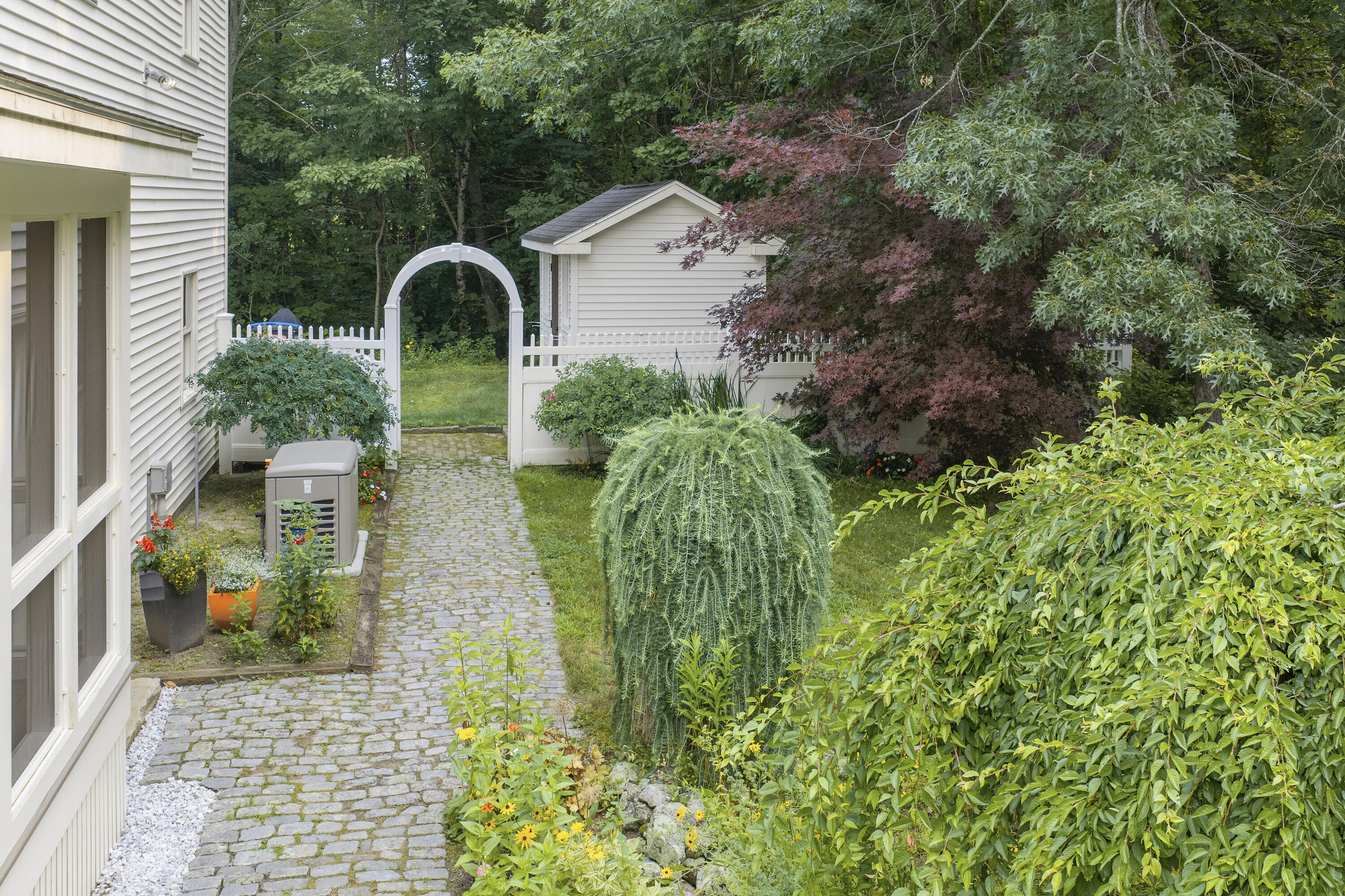 main property photo 70