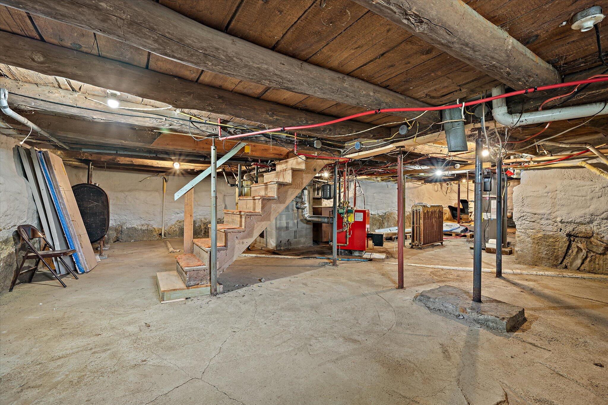 main property photo 39