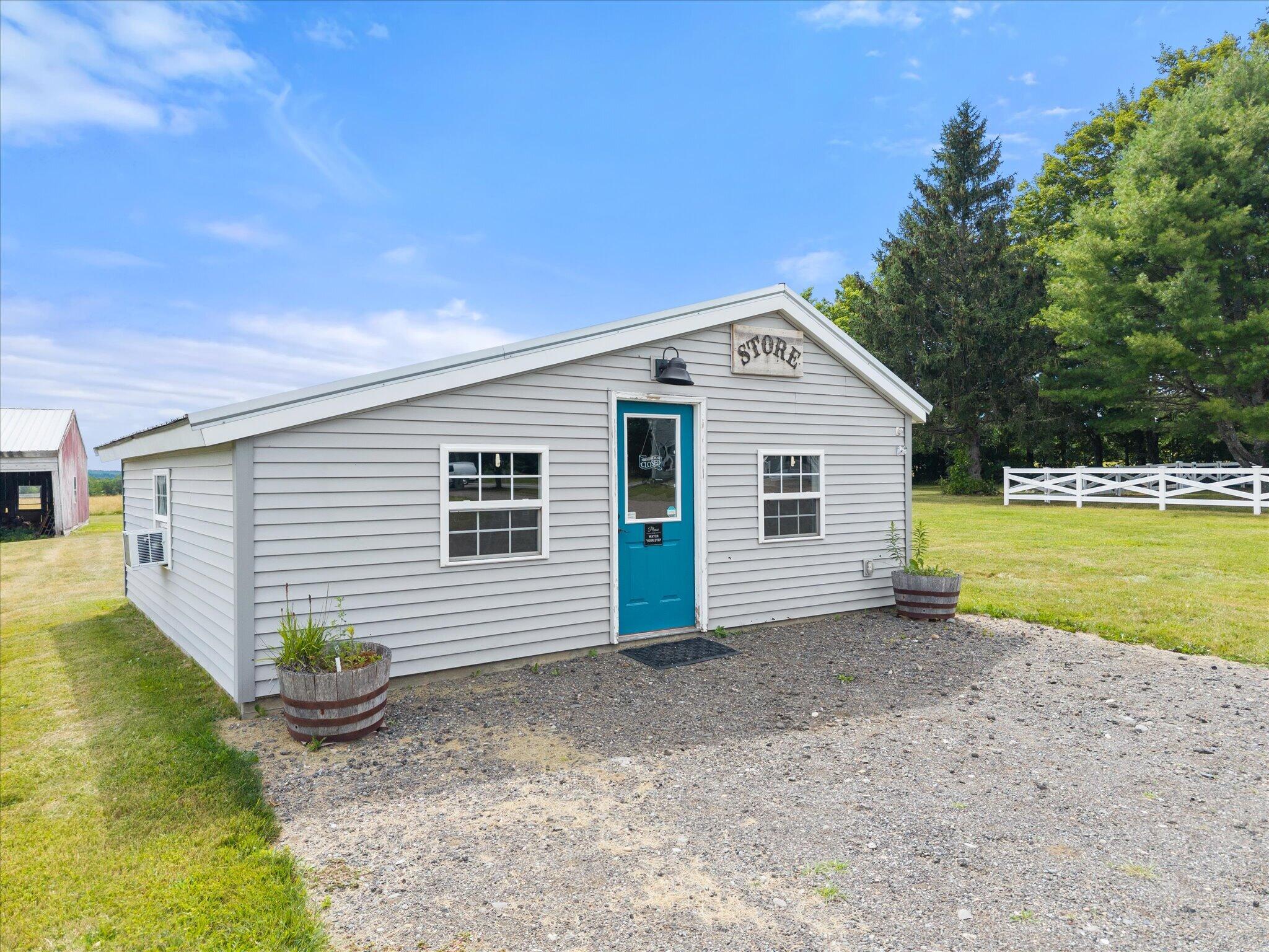 main property photo 49