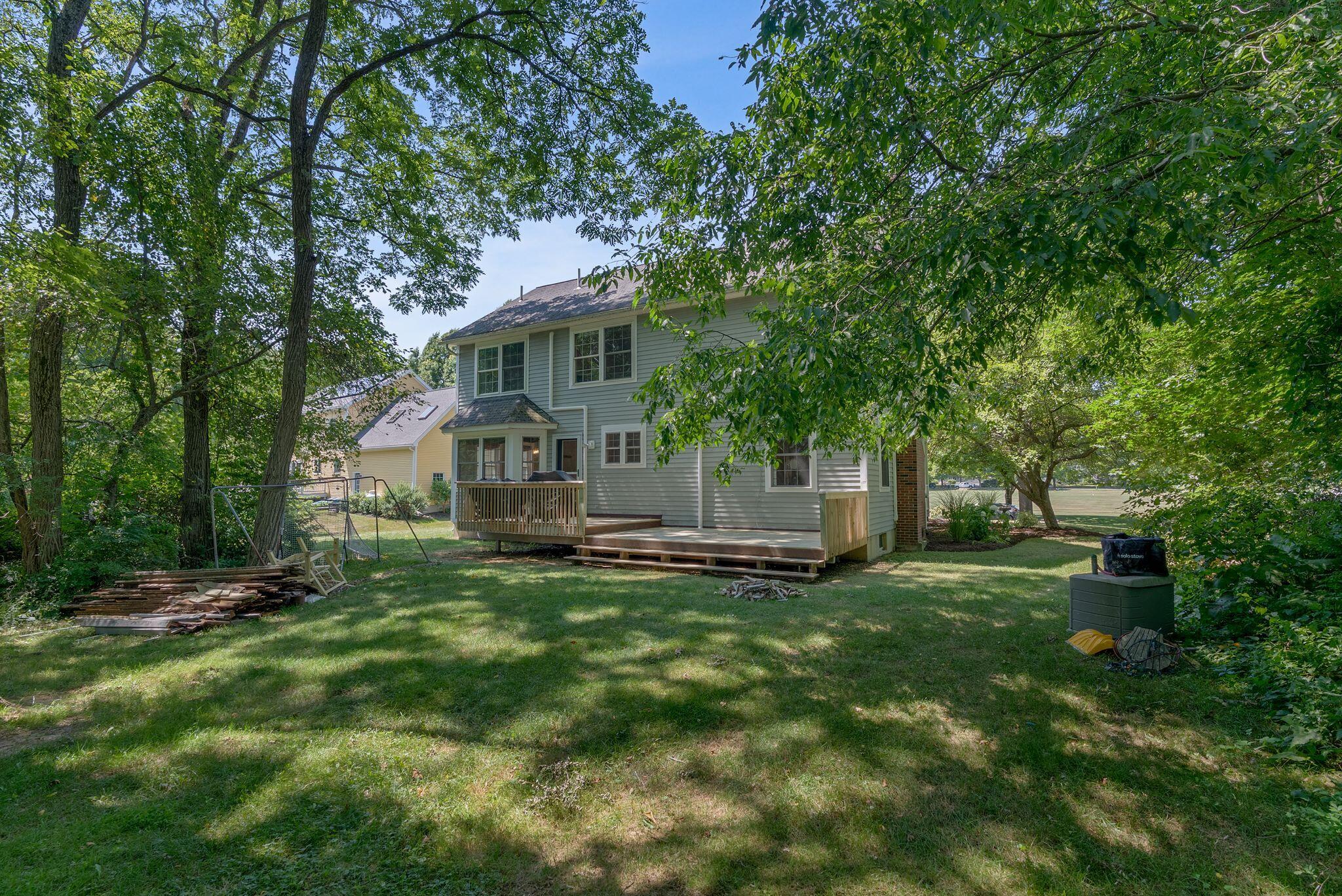 main property photo 32