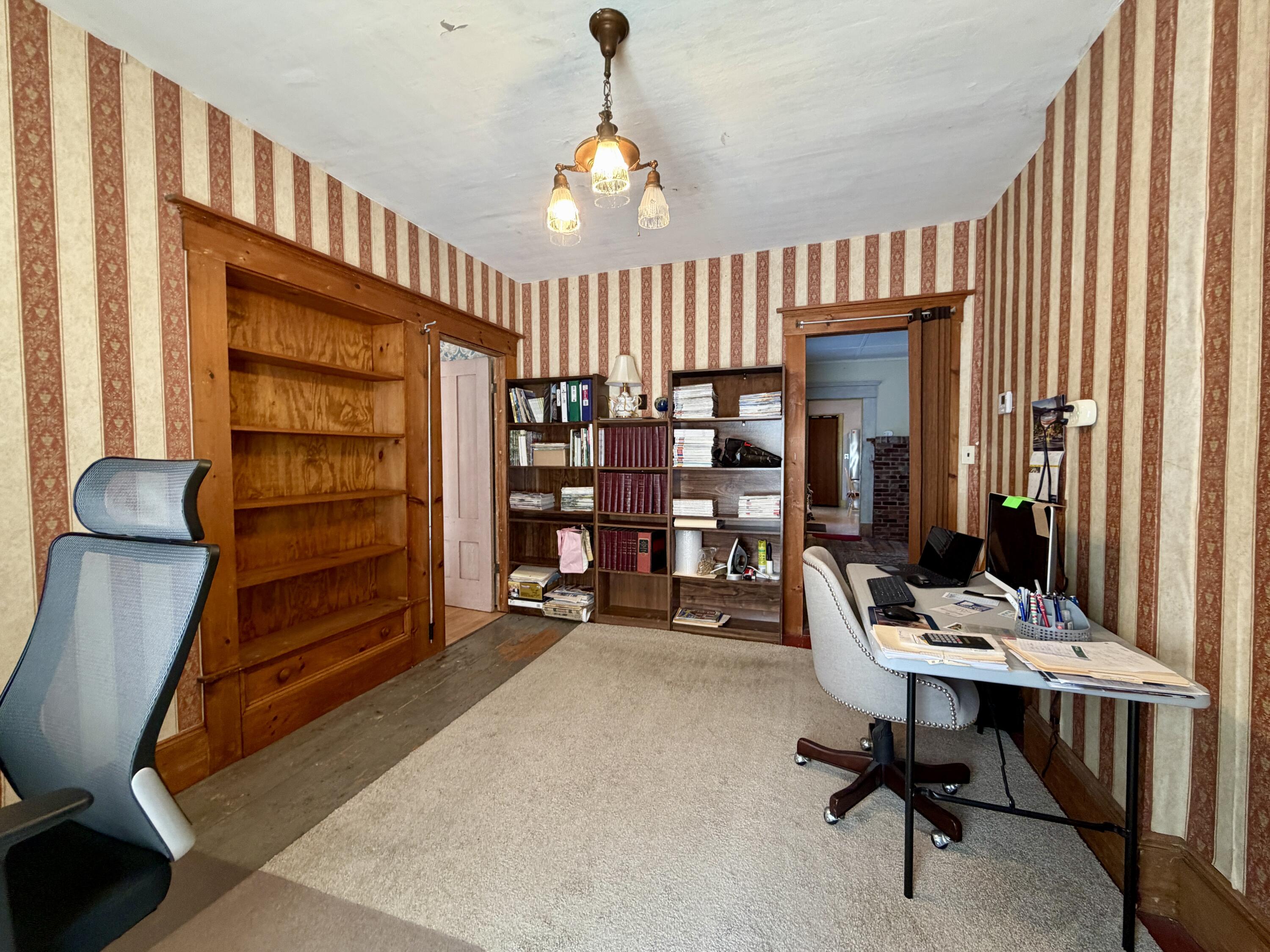 main property photo 29